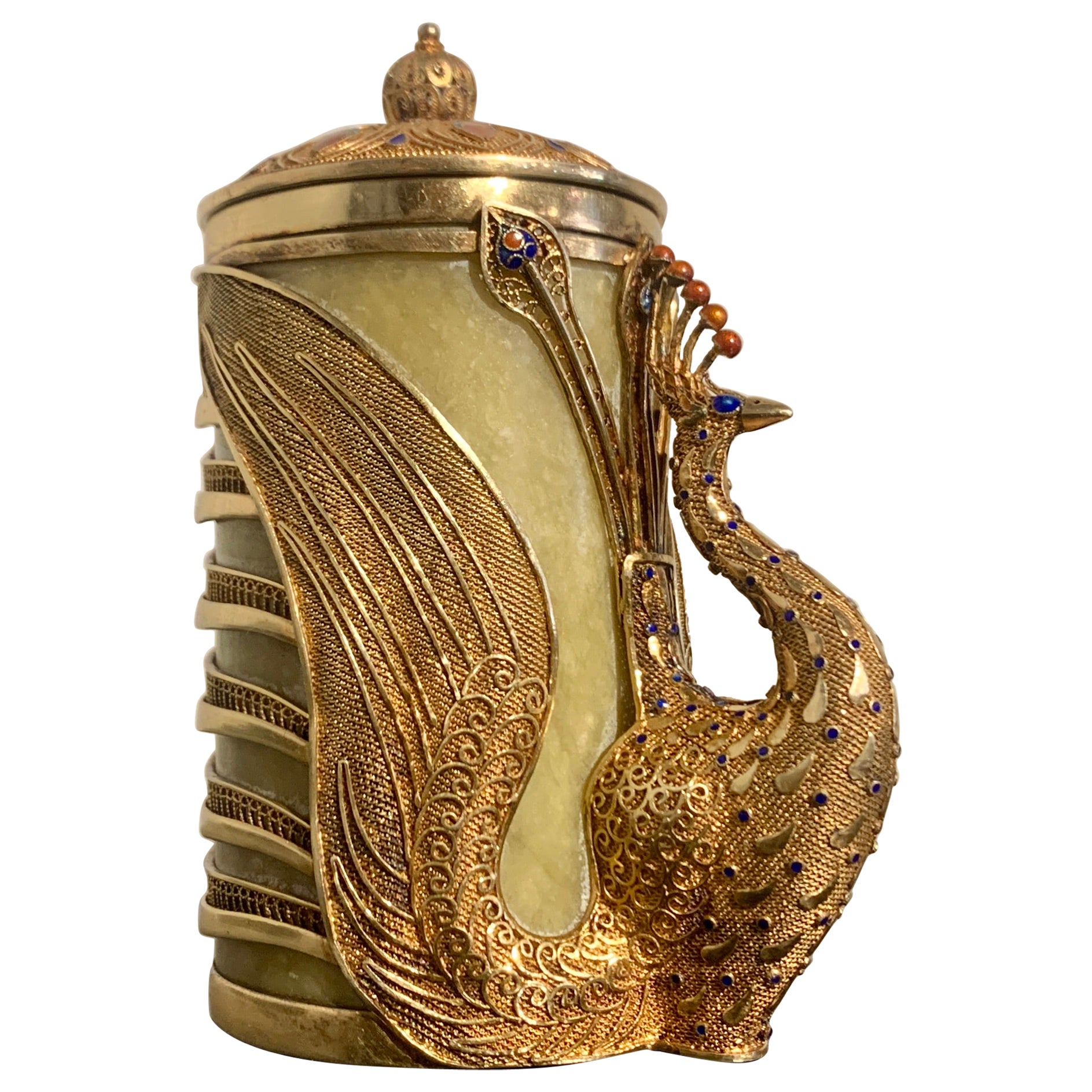 Boîte en forme de paon en pierre dure et argent doré d'exportation chinoise, années 1920