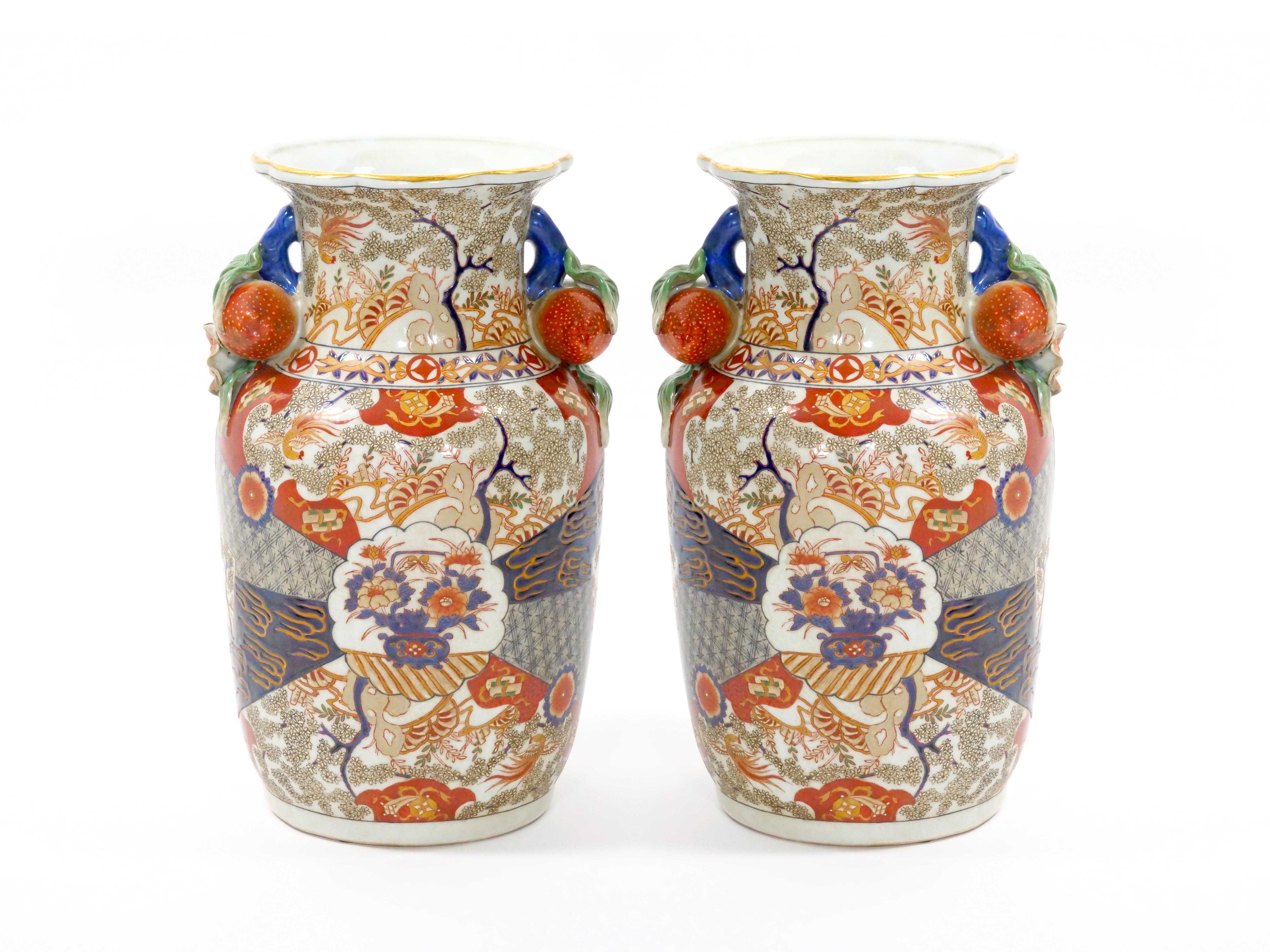 Chinese Export Imari Porcelain Decorative Vase / Urn For Sale 10