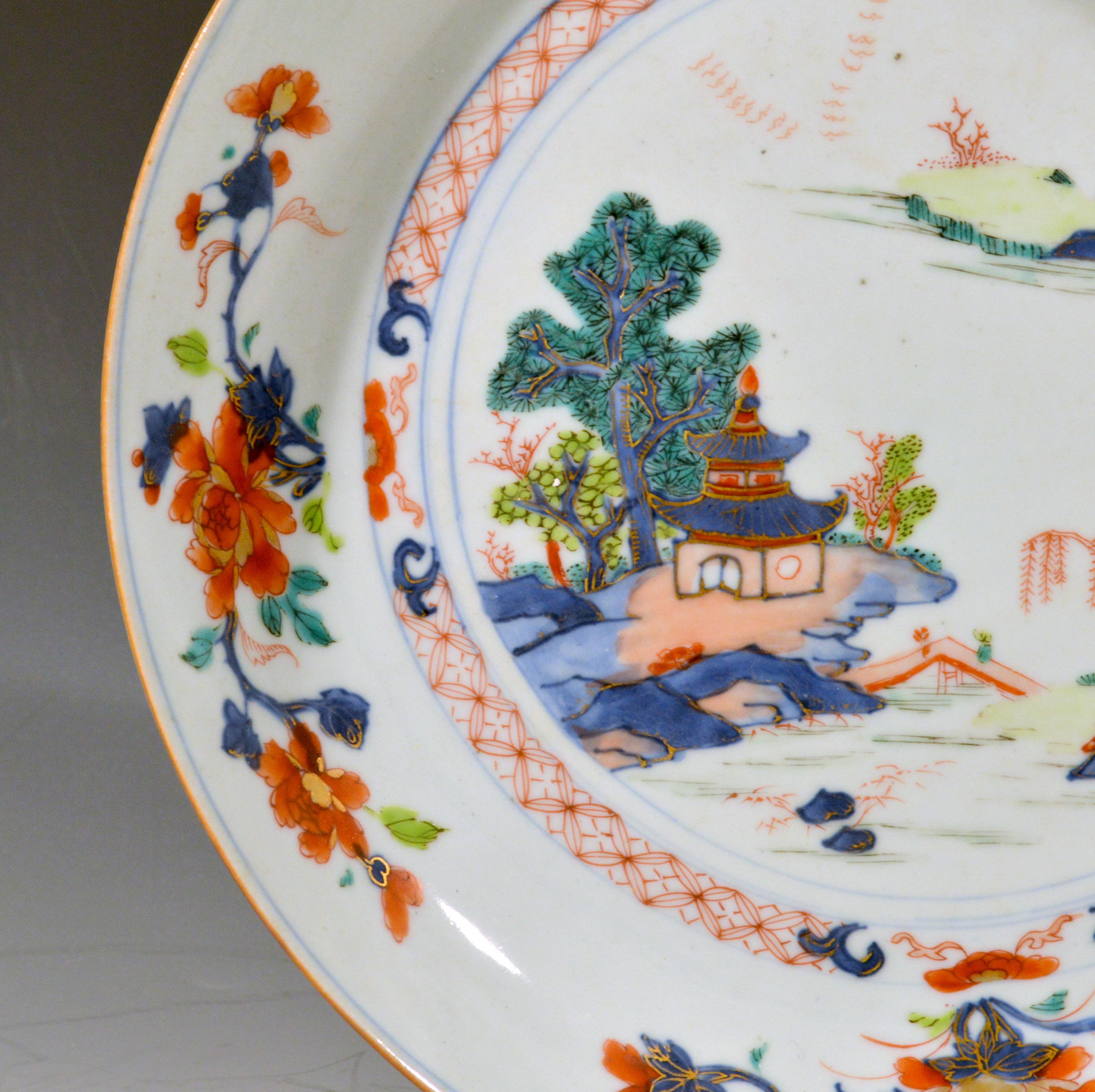 Chinese Export Imari & Verte Large Porcelain Saucer Dish, circa 1740-1770 1
