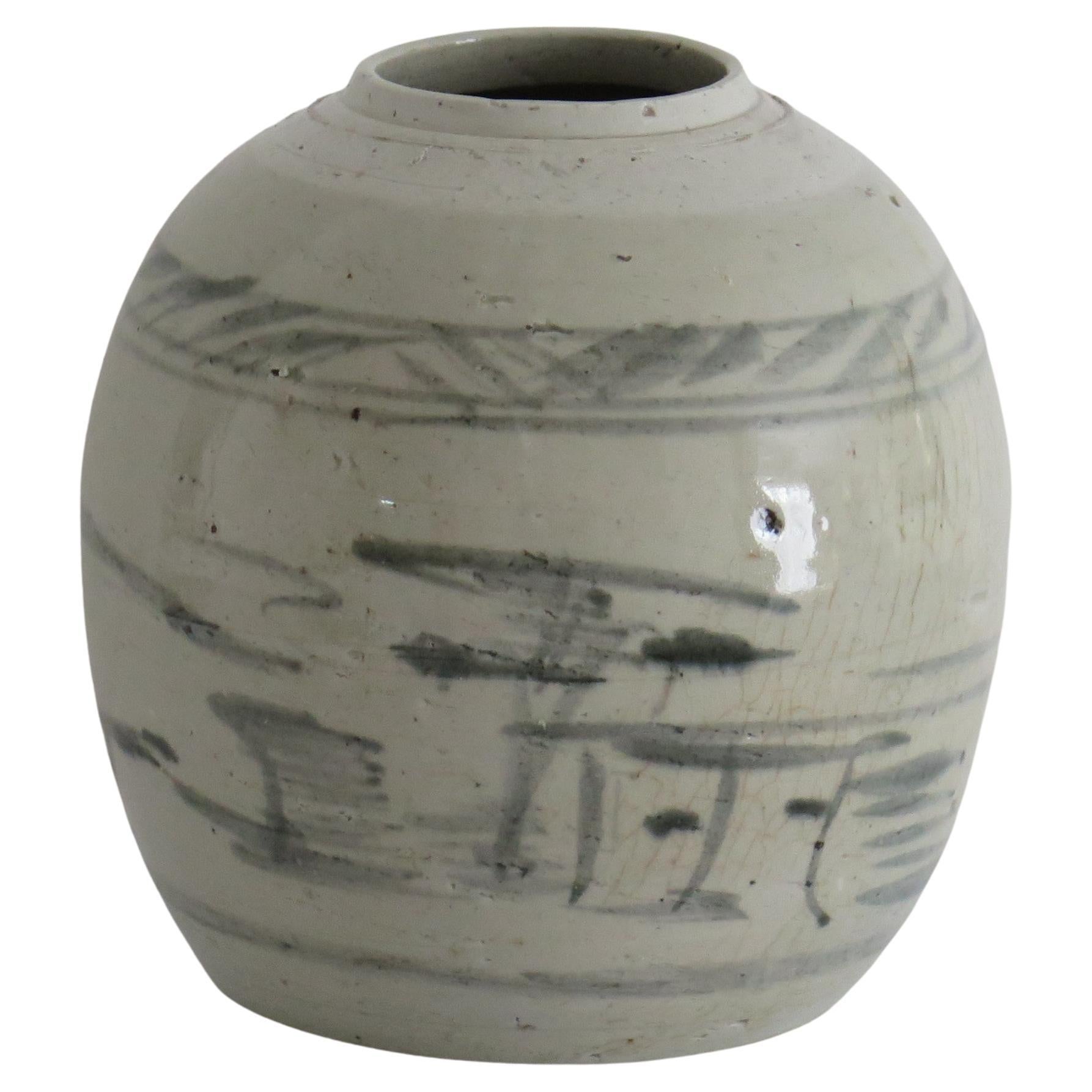 Jarre d
exportation chinoise de la fin du Ming Provincial Peint à la main glaçure céladon, 17ème siècle