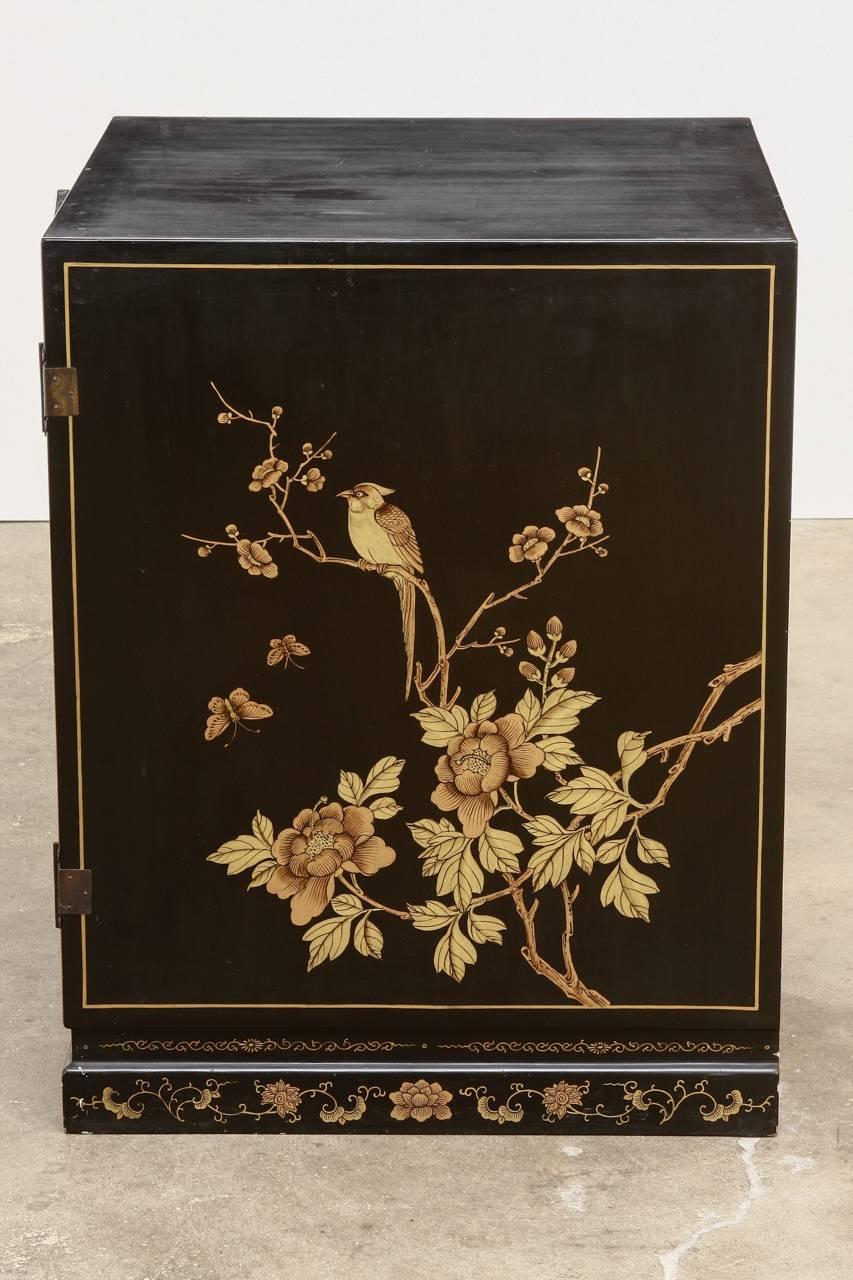 Chinese Export Lacquered Cabinet or Chest 6