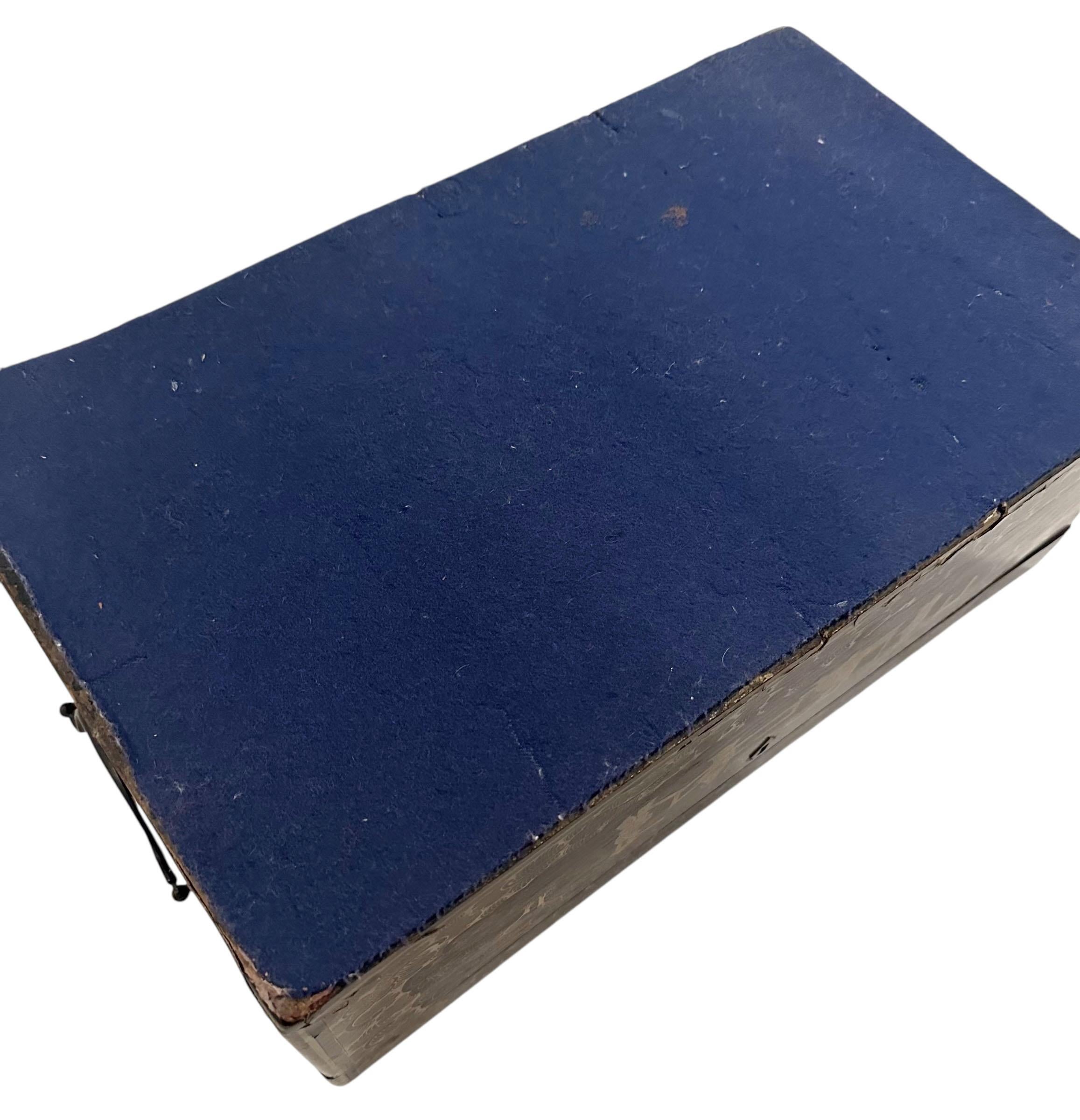 Chinese Export Lap Desk For Sale 10