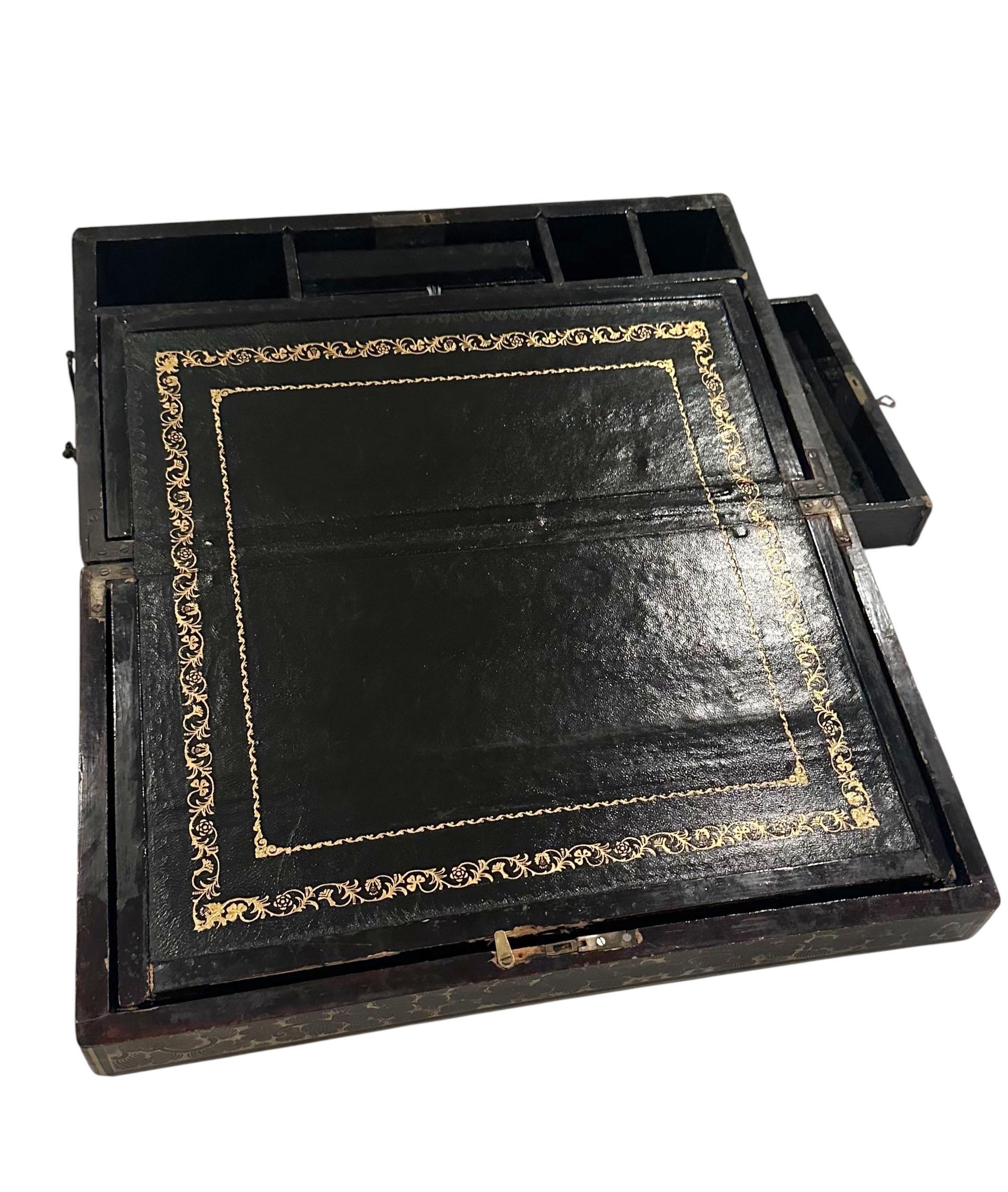 Early 19th Century Chinese Export Lap Desk For Sale