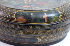 Chinese Export Large Round Box Black Lacquered Gilt Painted Covered Box 1950s