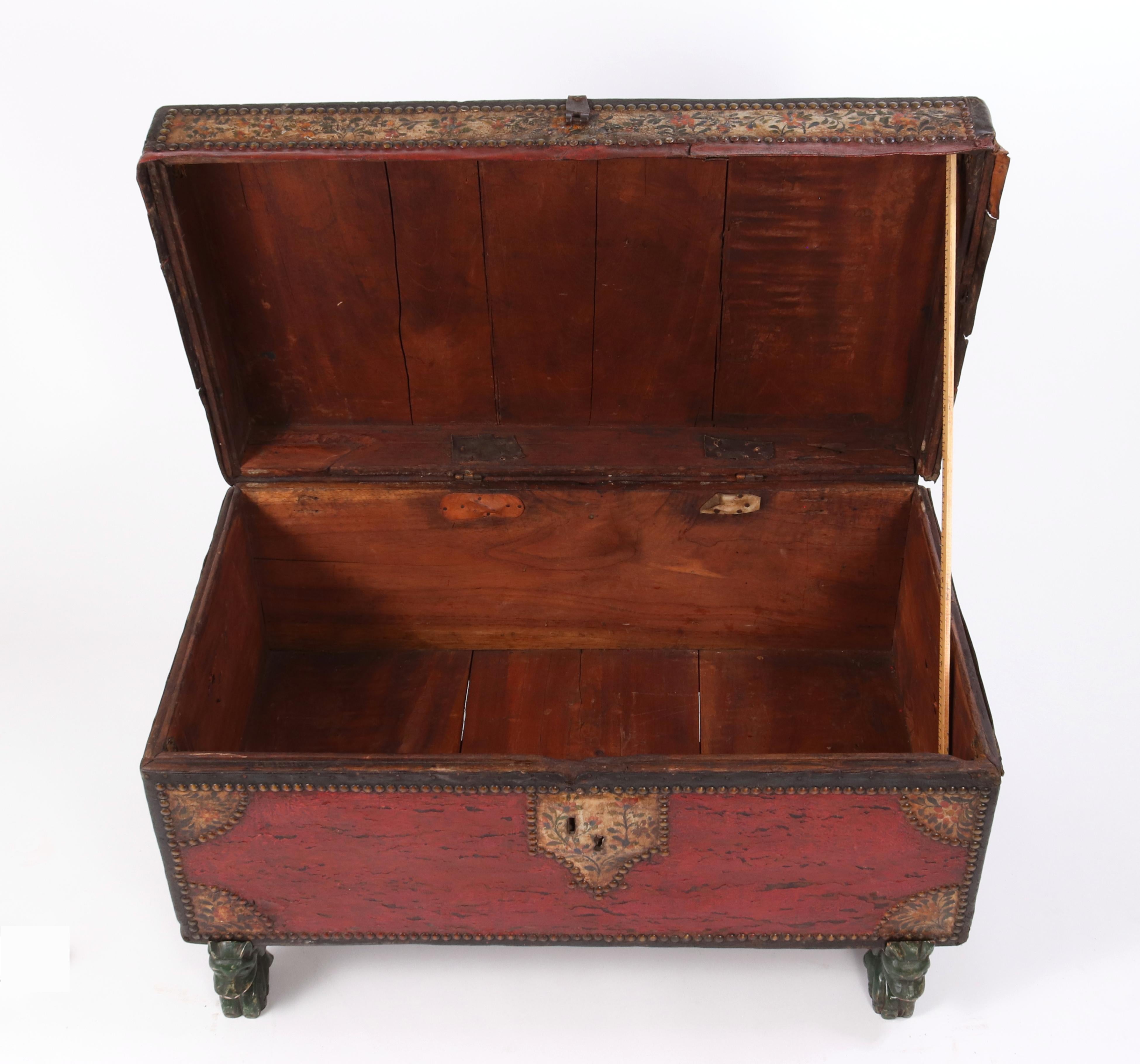 Chinese Export Leather Trunk, circa 1820 For Sale 1