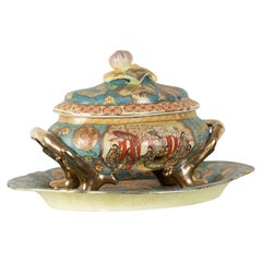 Sopera ovalada de porcelana china de exportación con bandeja, 1900