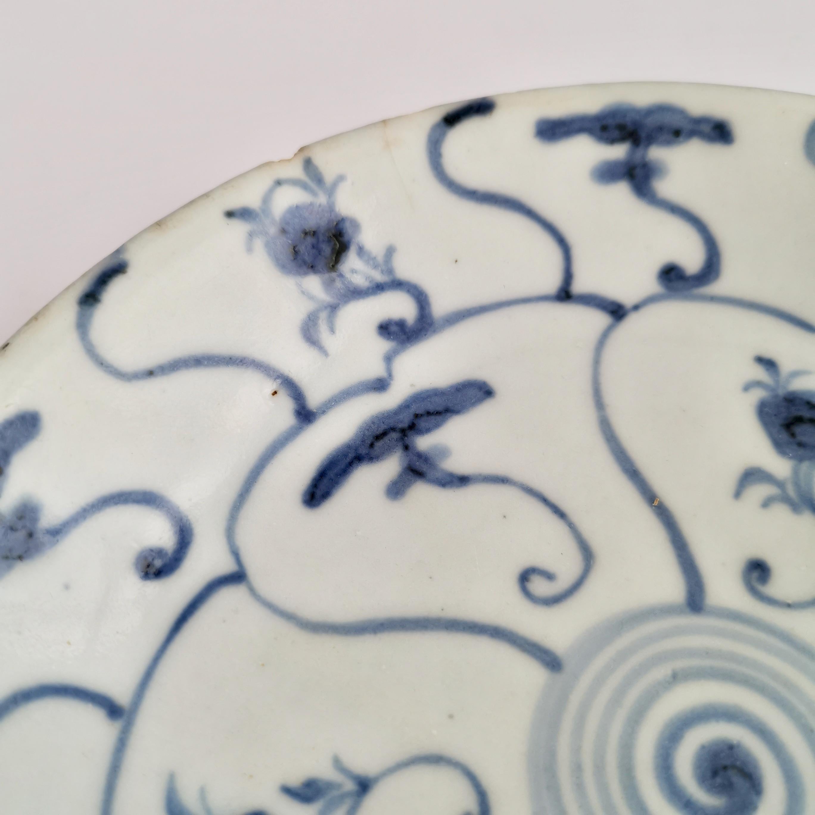 Mid-18th Century Chinese Export Plate, Tek Sing Style Shipwreck Plate, Blue White, Kangxi ca 1730