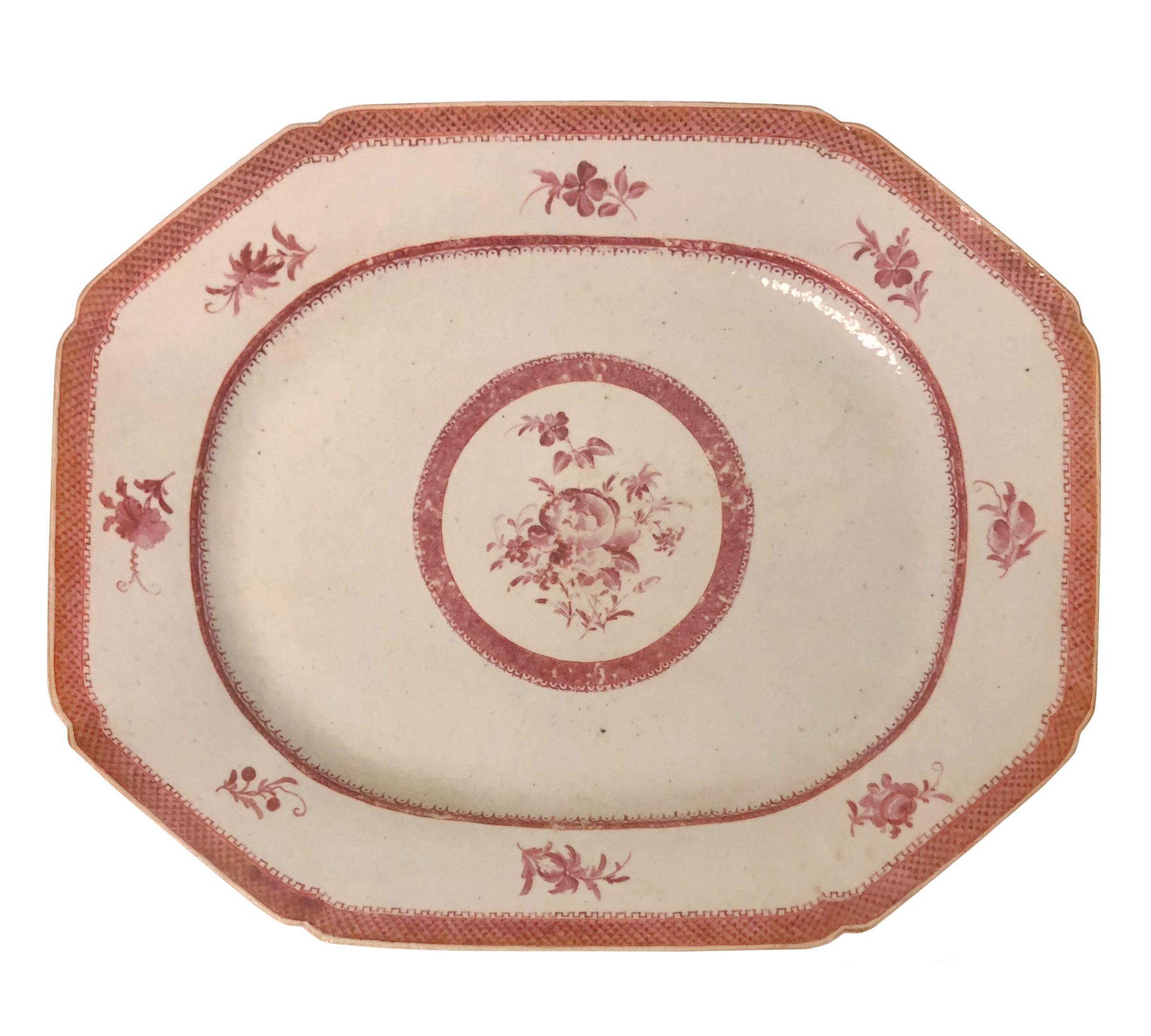 Chinese Export Platter In Good Condition For Sale In Tampa, FL
