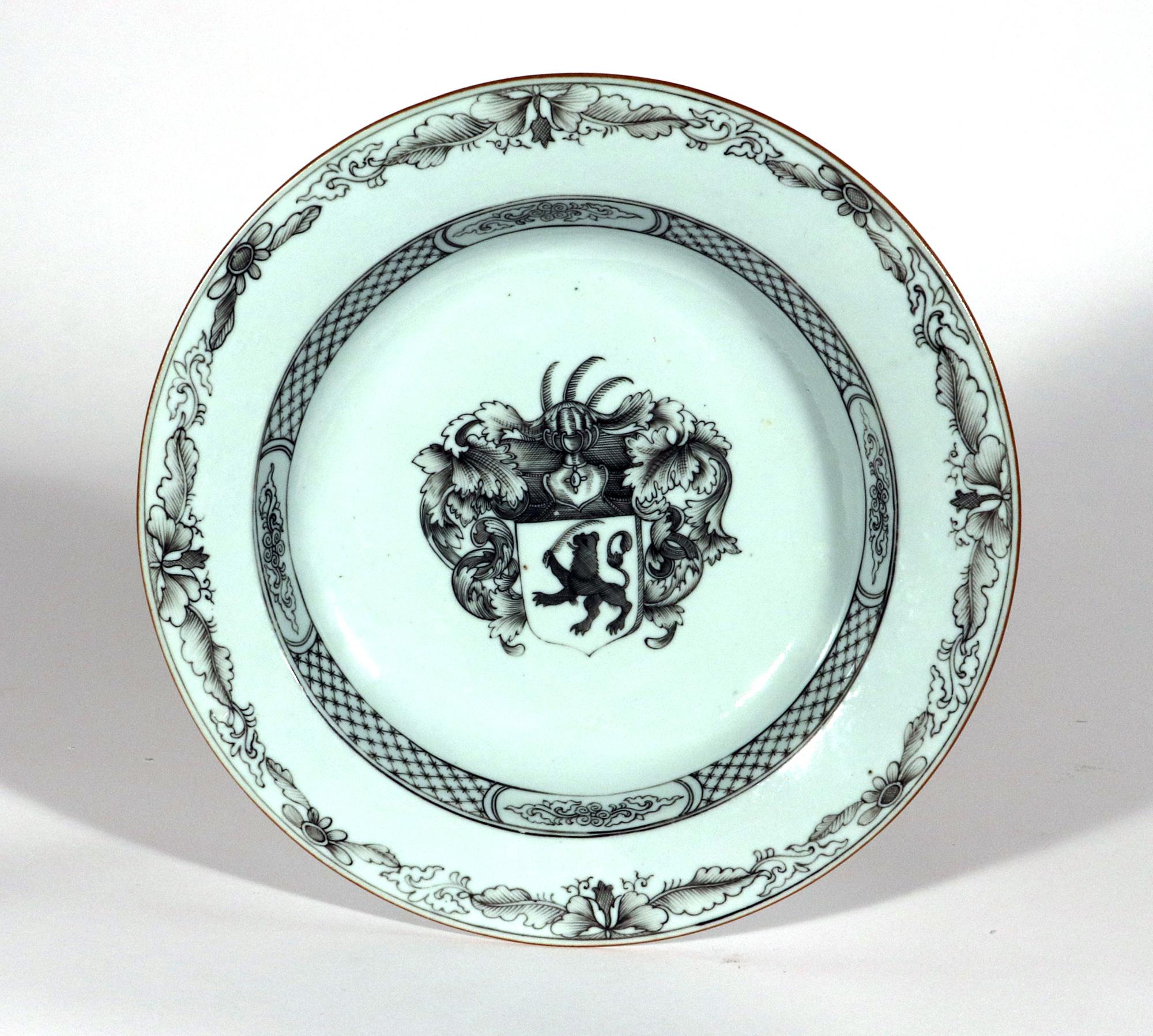Chinese Export Porcelain Armorial En Grisaille Soup Plates For Sale 2