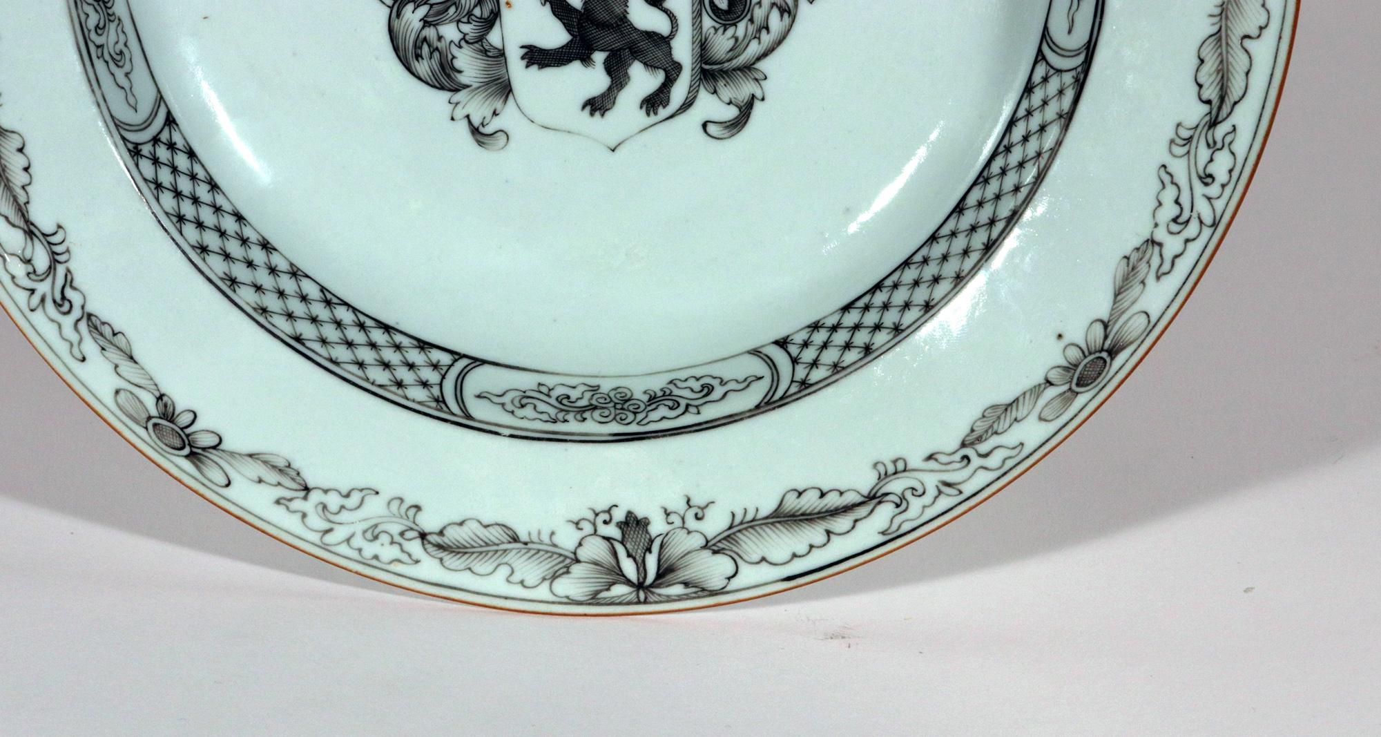 Chinese Export Porcelain Armorial En Grisaille Soup Plates For Sale 4
