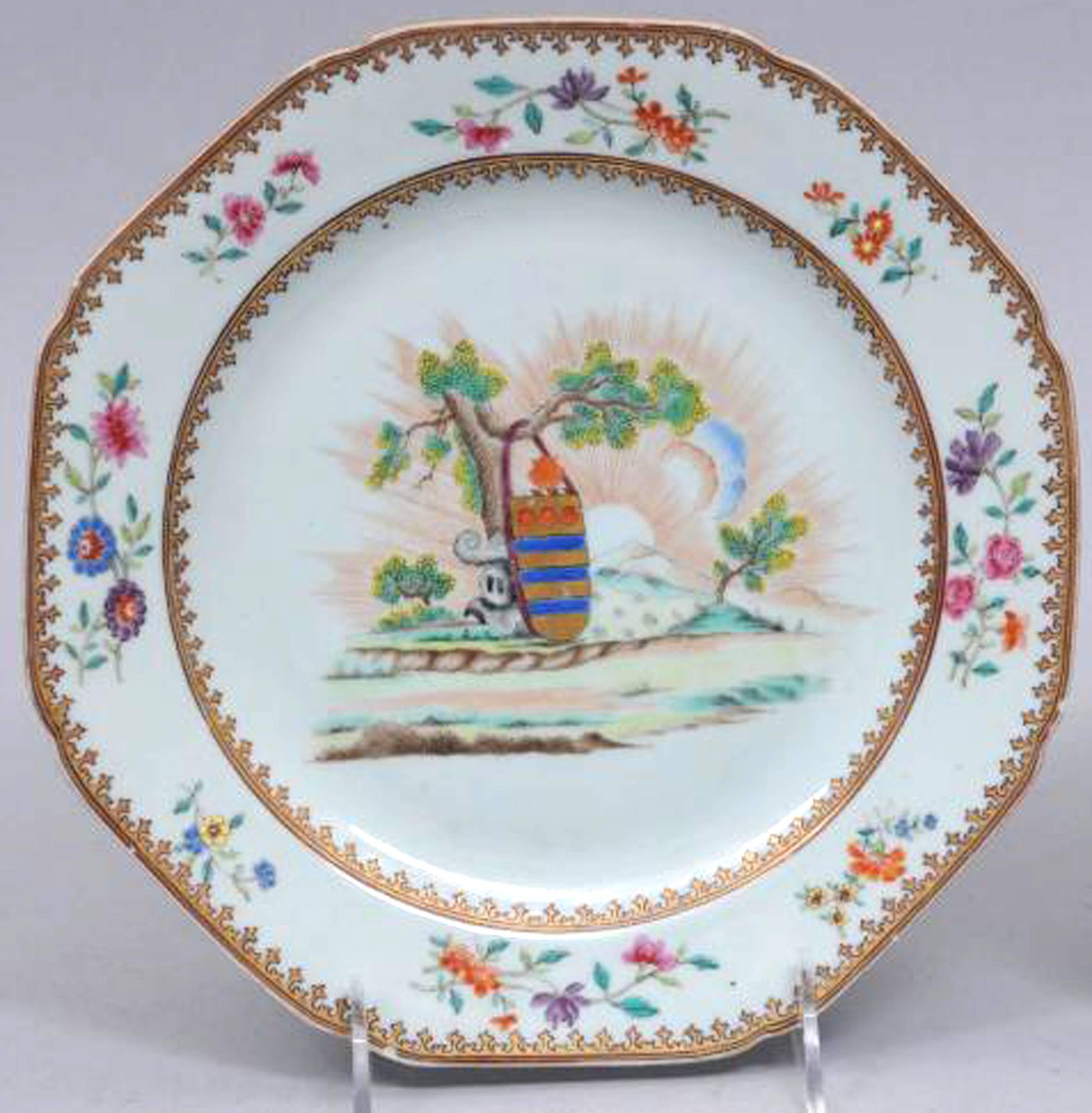 Chinese Export Porcelain Armorial Plates, Arms of Clarke of Sandford, circa 1760 In Good Condition In Downingtown, PA