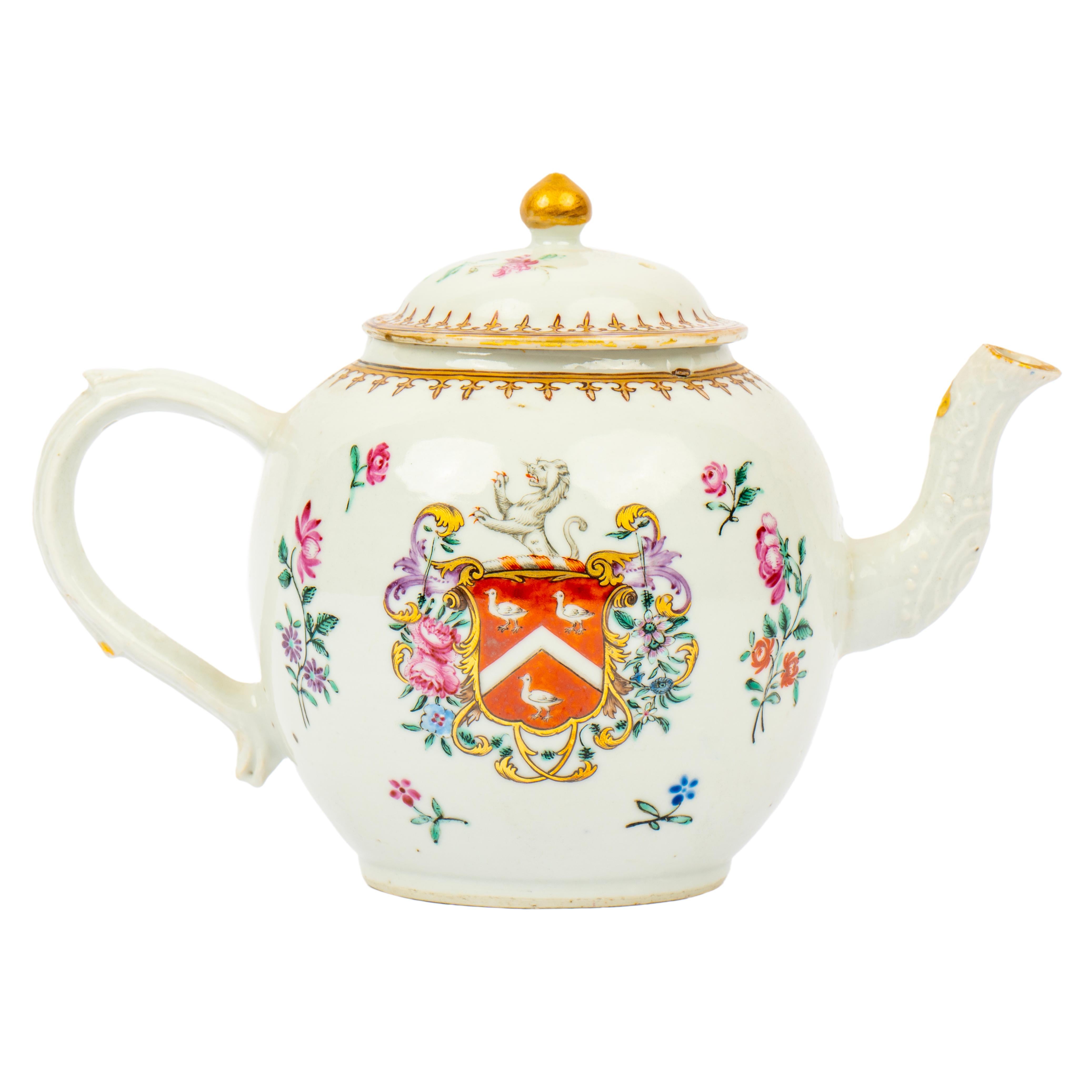Mid-18th Century Chinese Export Porcelain Armorial Tea Pot Qianlong period, circa 1765 For Sale