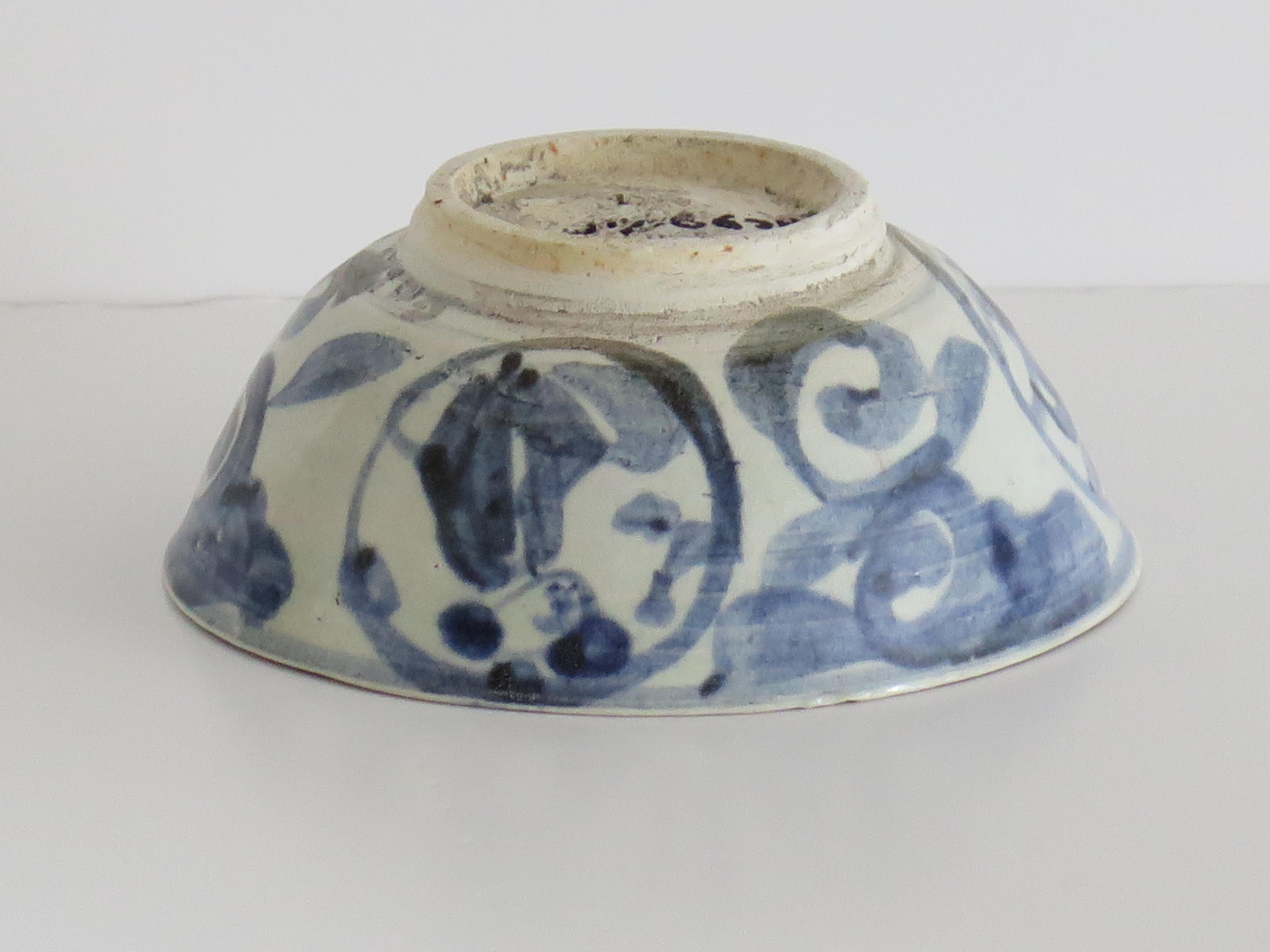 Chinese Export Porcelain Blue & White Bowl, Hatcher Cargo Late Ming, circa 1650 6