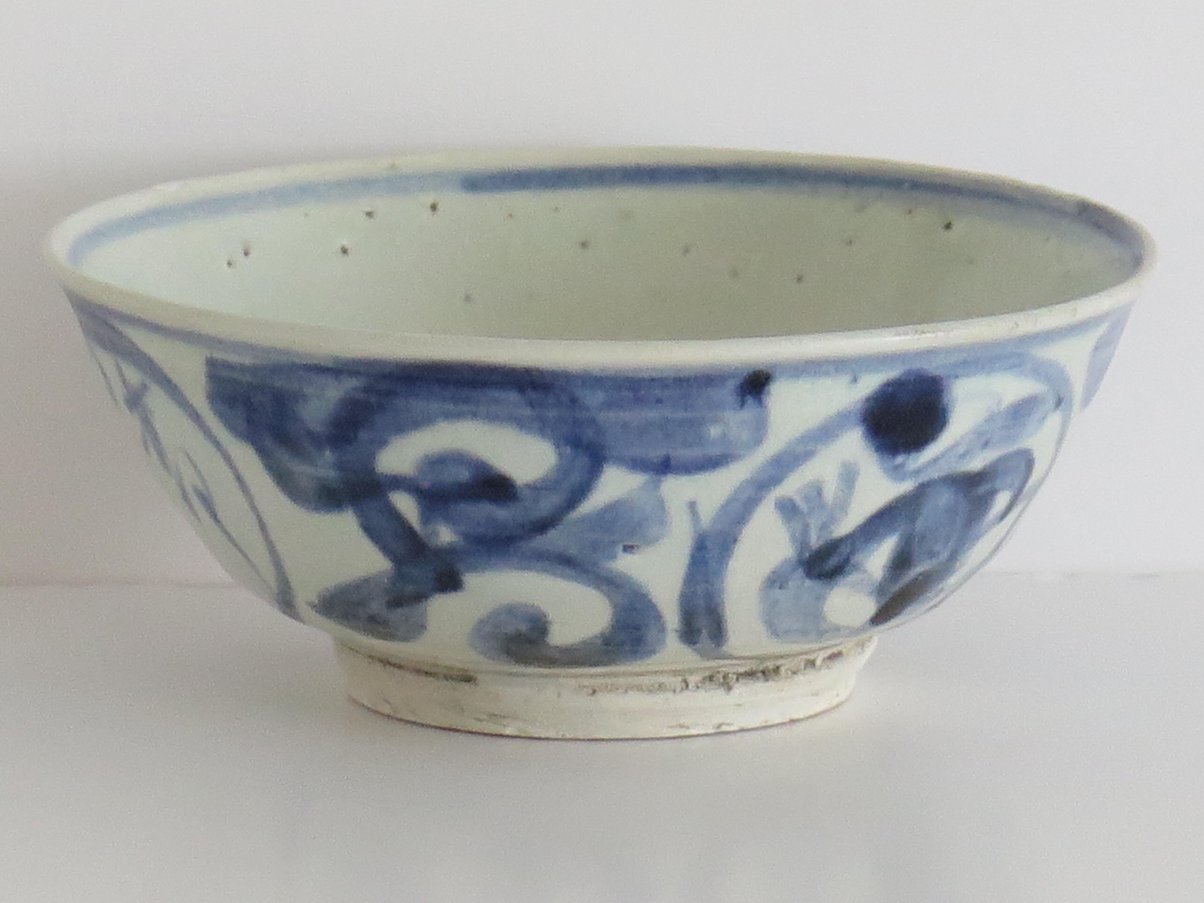 17th Century Chinese Export Porcelain Blue & White Bowl, Hatcher Cargo Late Ming, circa 1650