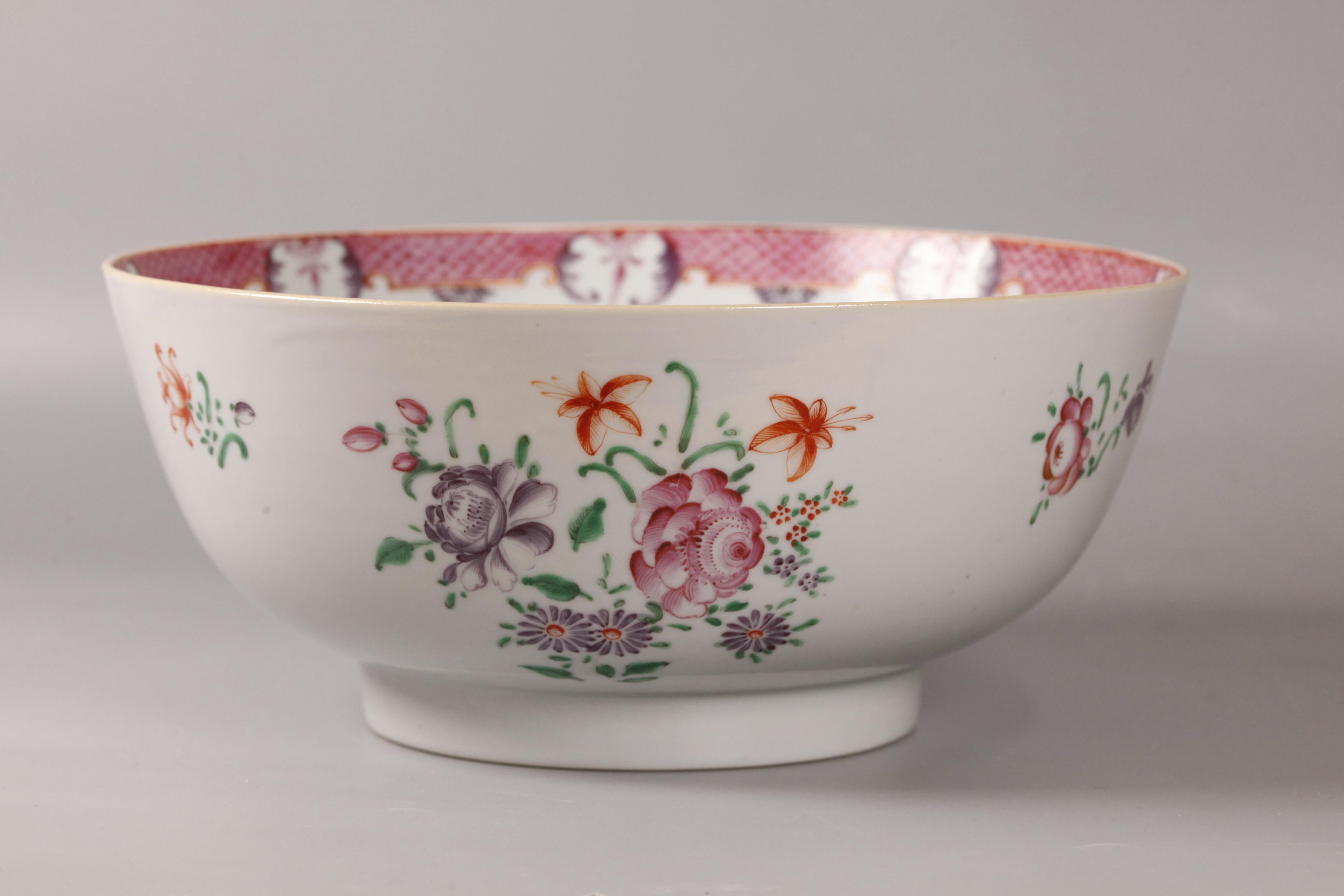 Cuenco de porcelana china de exportación, s. XVIII