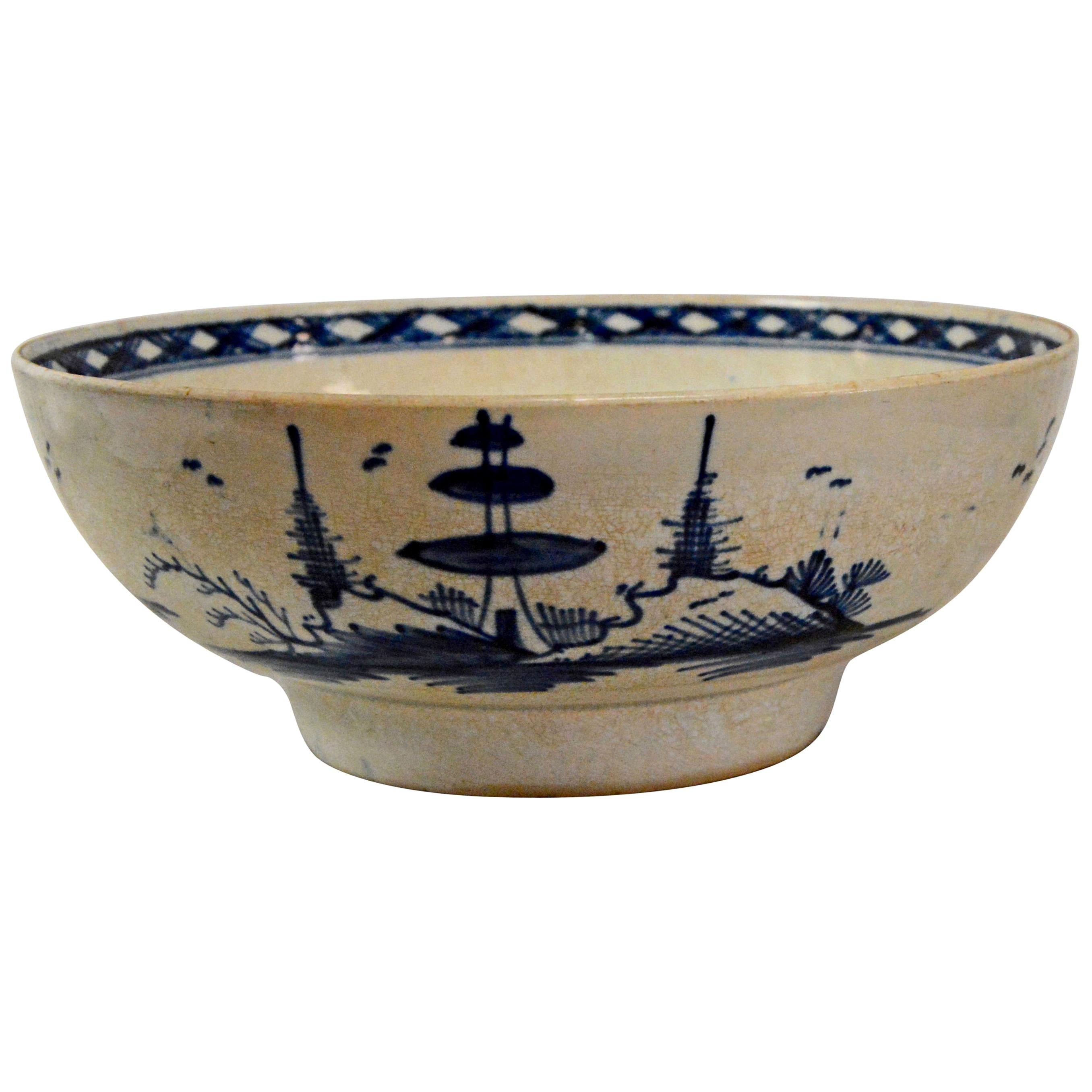 Chinese Export Porcelain Bowl For Sale