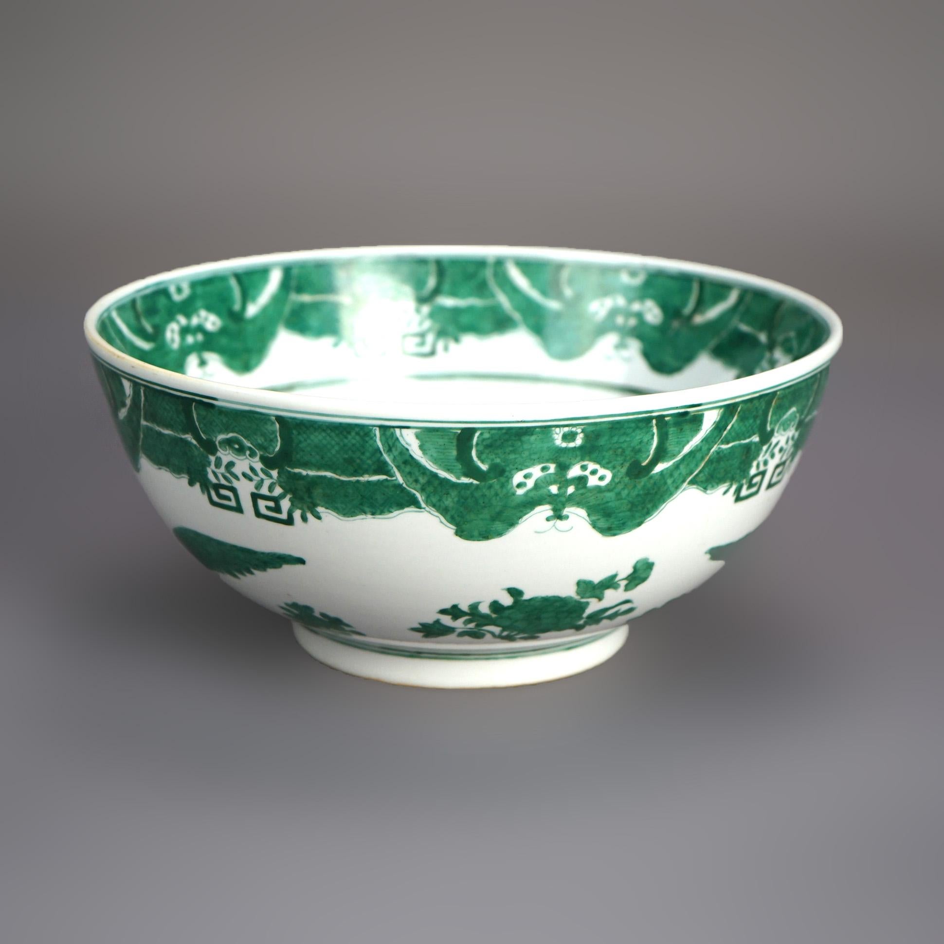 Chinese Export Porcelain Bowl with Eagle Design 20thC For Sale 5