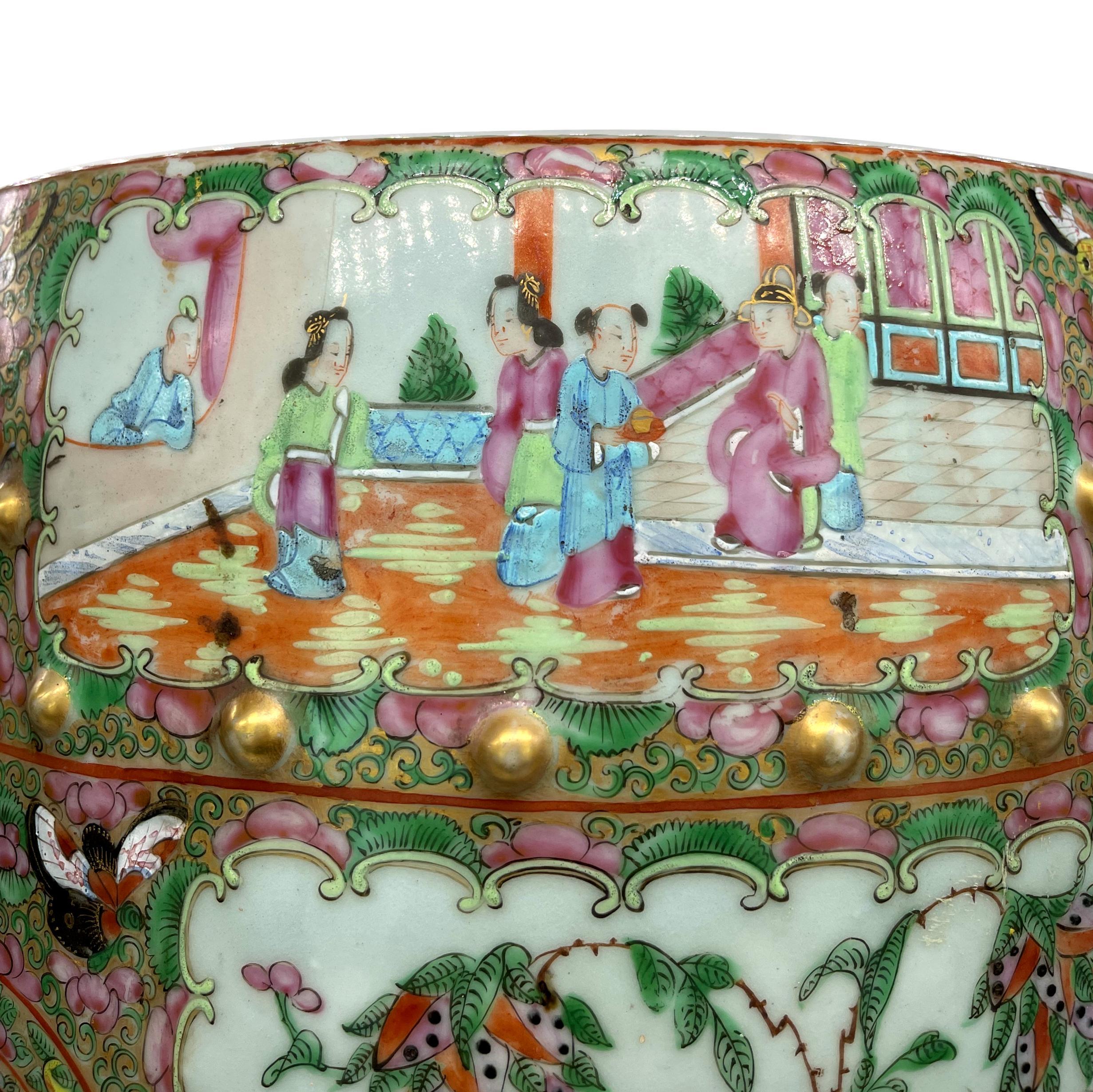 Chinese Export Porcelain Canton Famille Rose Medallion Garden Seat, ca. 1880 For Sale 5