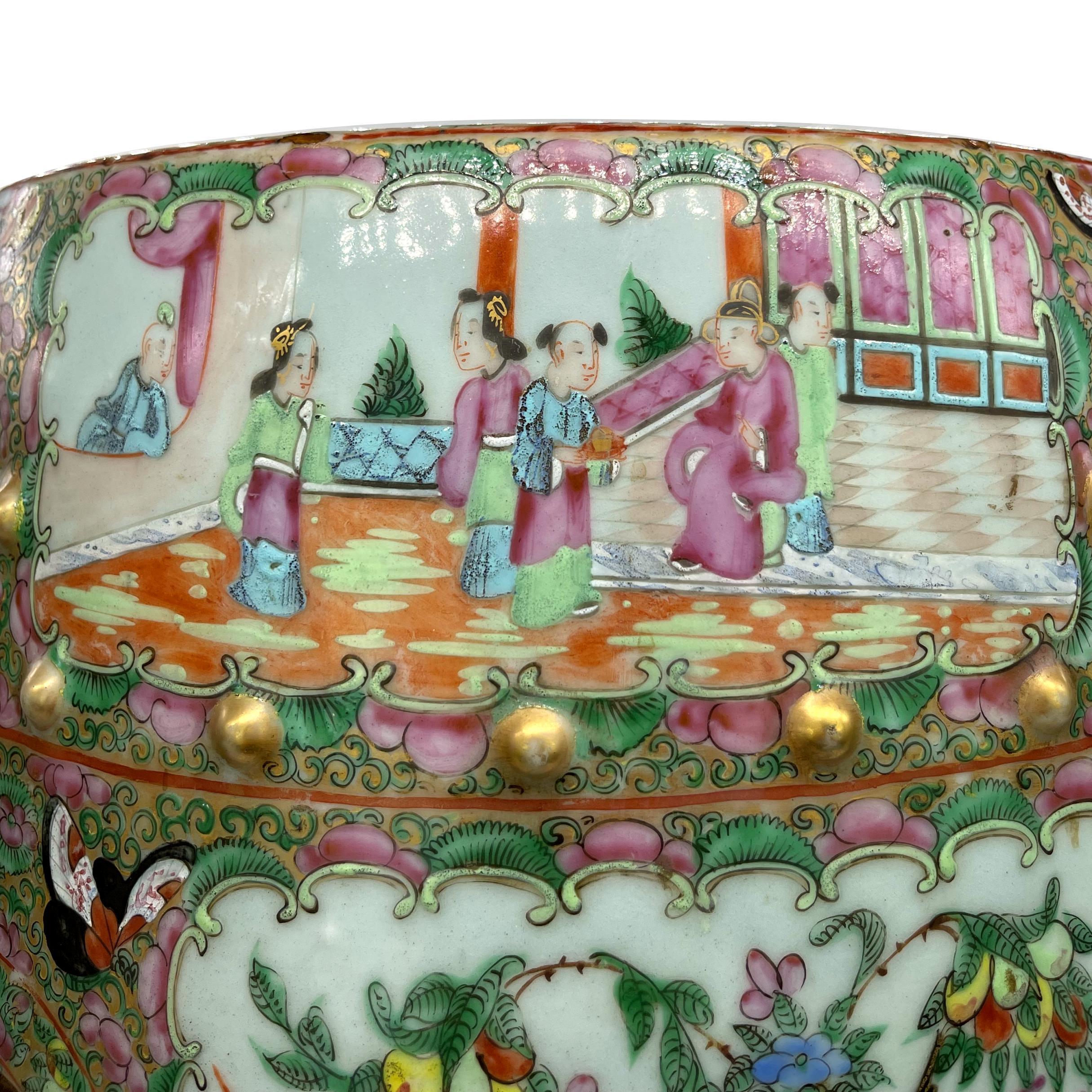 Chinese Export Porcelain Canton Famille Rose Medallion Garden Seat, ca. 1880 For Sale 10