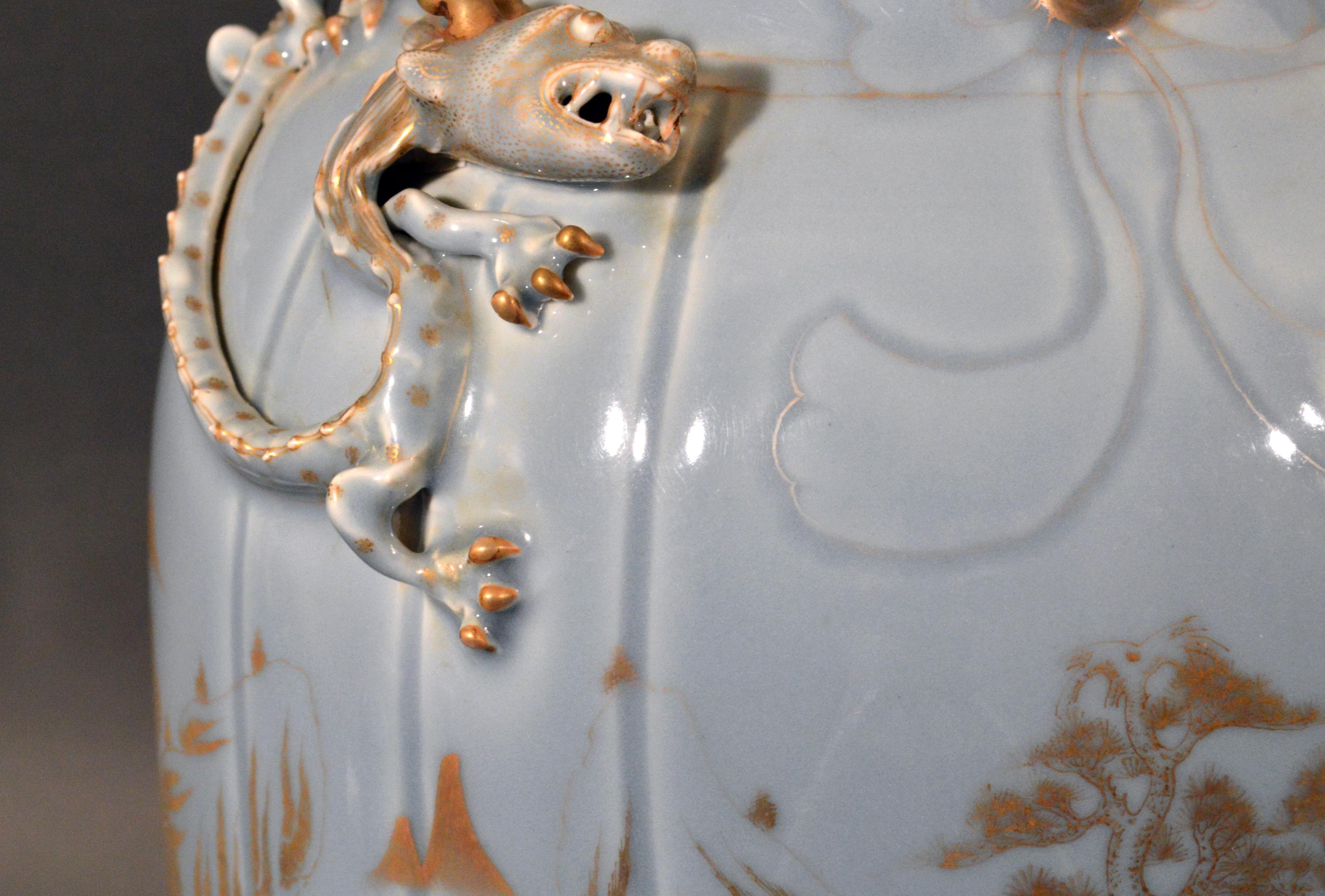 Chinese Export Porcelain Clare De Lune Blue Vases, Mid-19th Century 5