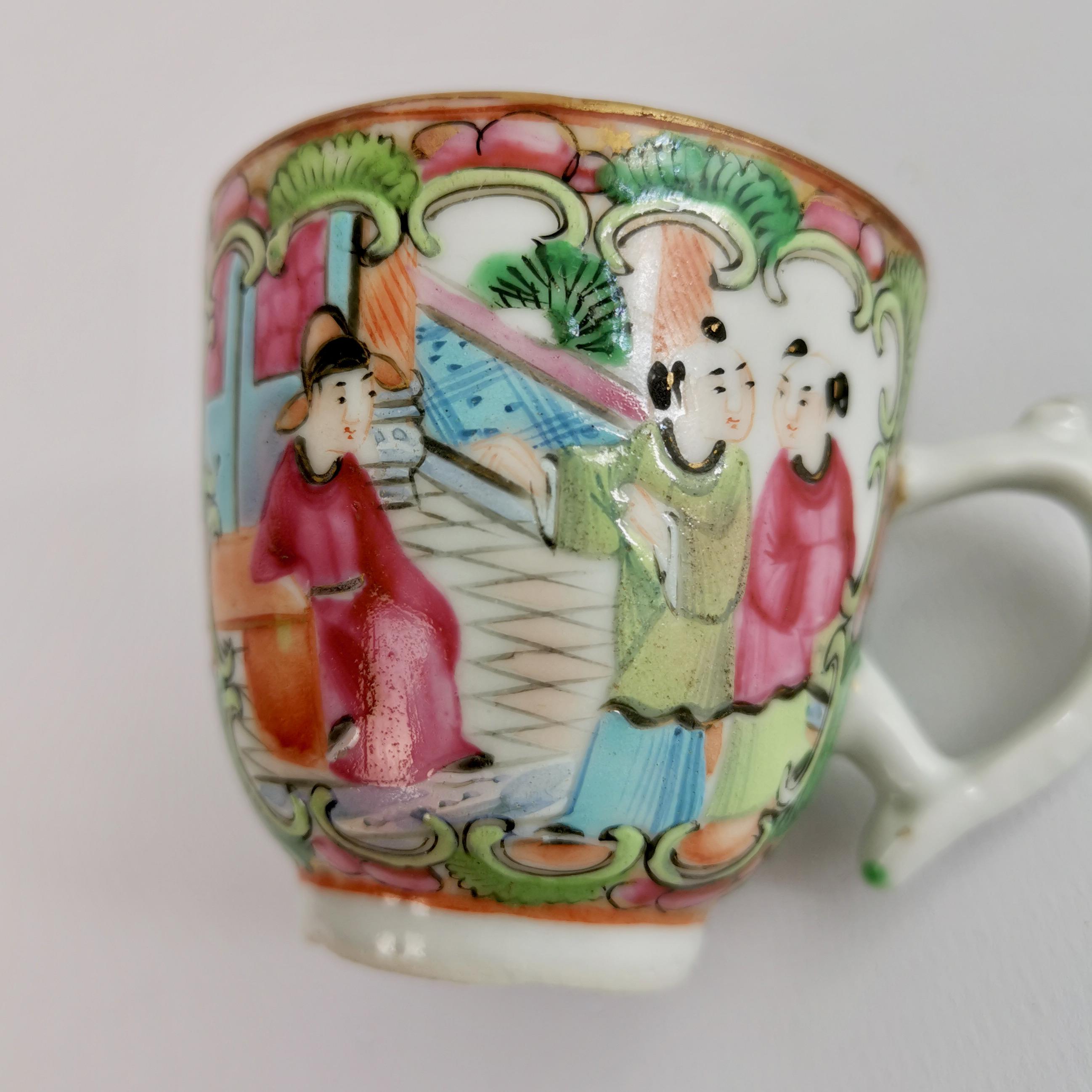 Chinese Export Porcelain Coffee Cup, Famille Verte, Qianlong, 1760-1780 1