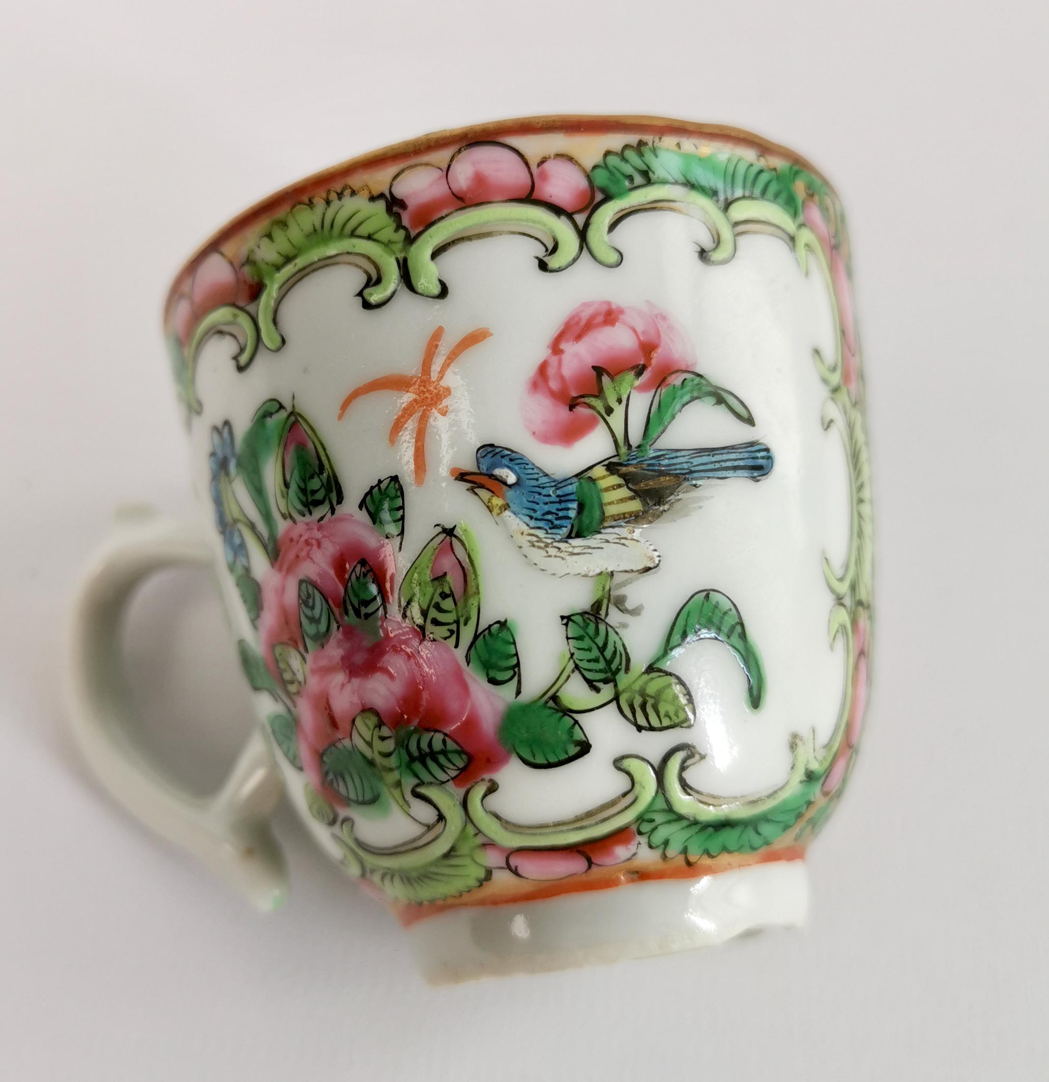 Chinese Export Porcelain Coffee Cup, Famille Verte, Qianlong, 1760-1780 2