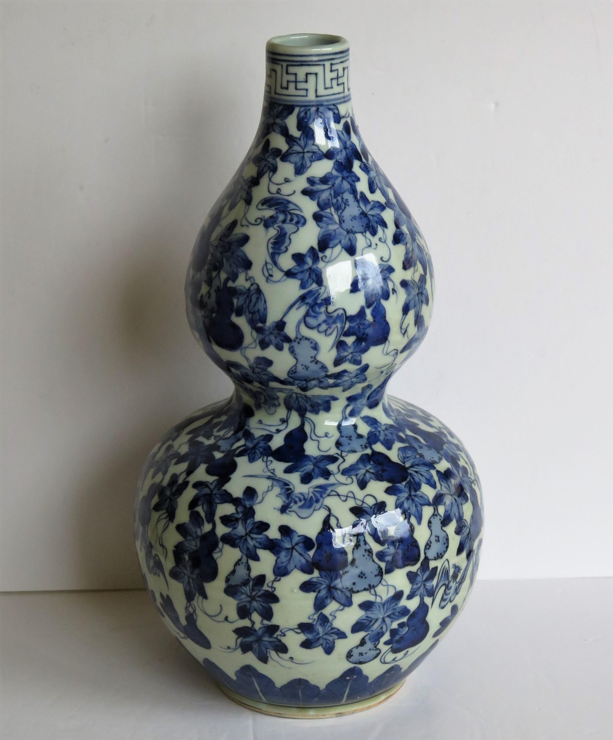 Chinese Export Porcelain Vase Blue & White Hand Painted 34cm tall Mid 19thC Qing 3