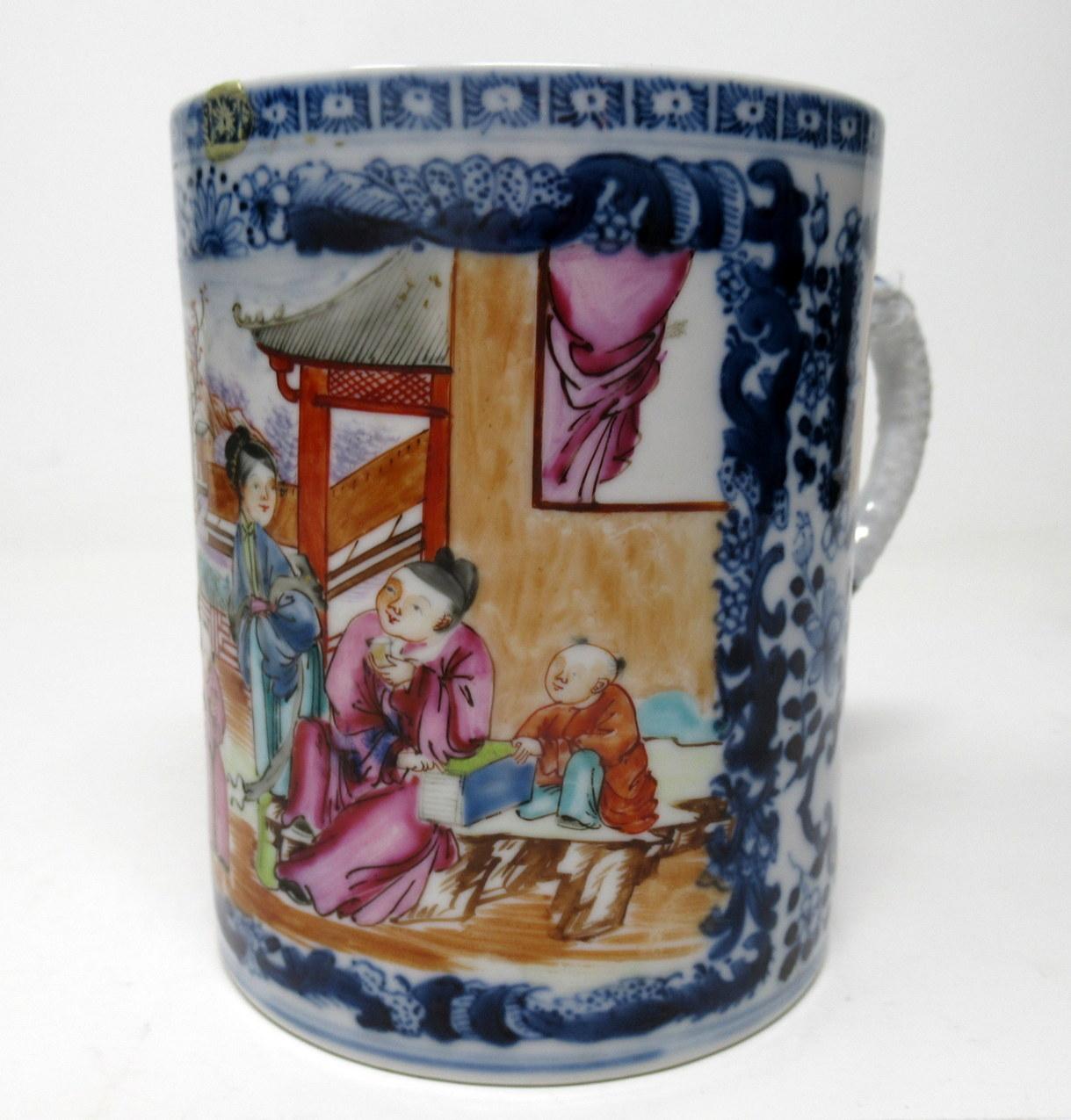 Chinese Export Porcelain Famille Rose Mandarin Blue White Tankard, 18th Century 1
