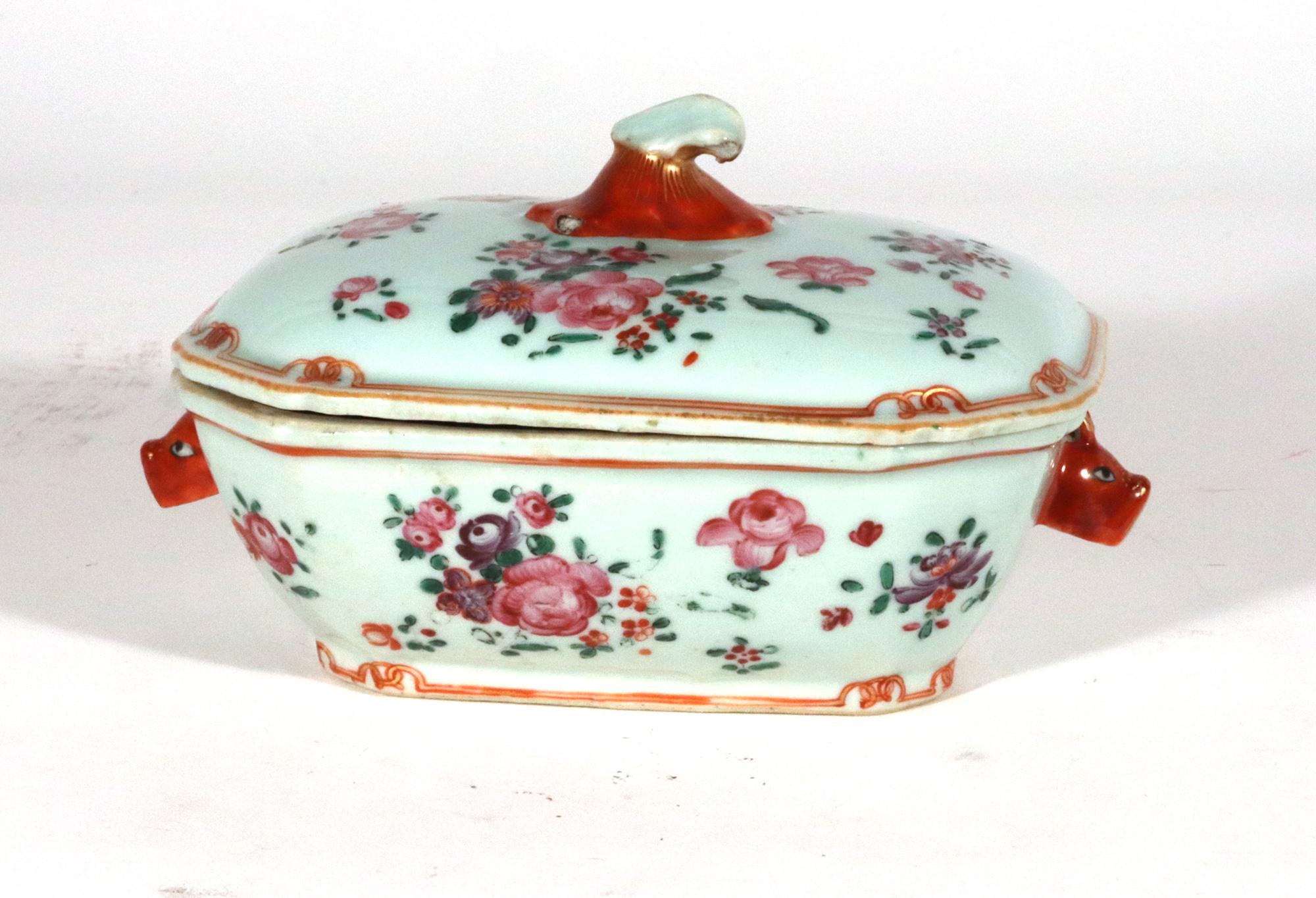 Chinese Export Porcelain Famille Rose Sauce Tureens, Covers & Stands For Sale 14