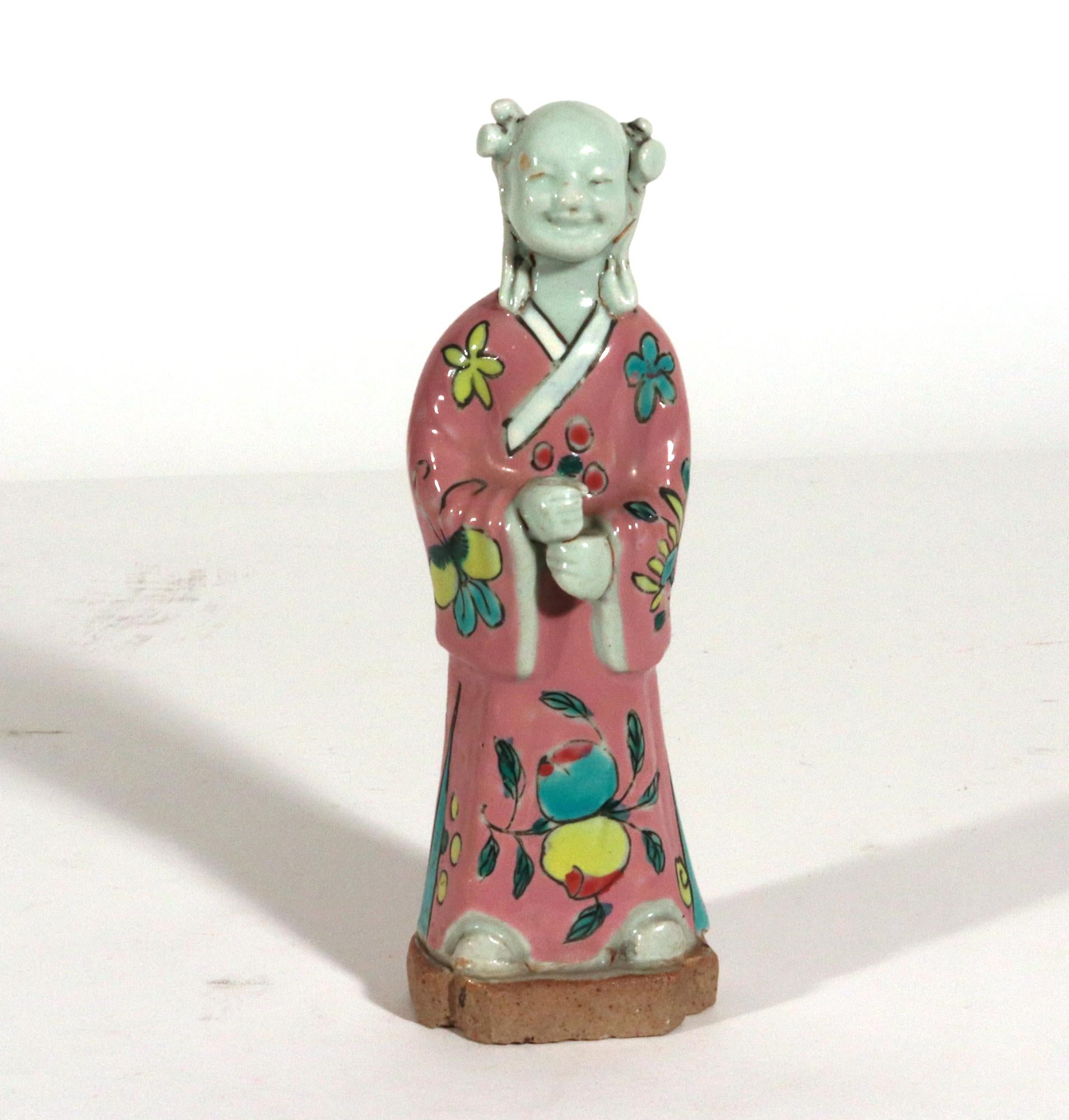 Chinese Export Porcelain Figures of Attendants, Set of Five In Good Condition For Sale In Downingtown, PA