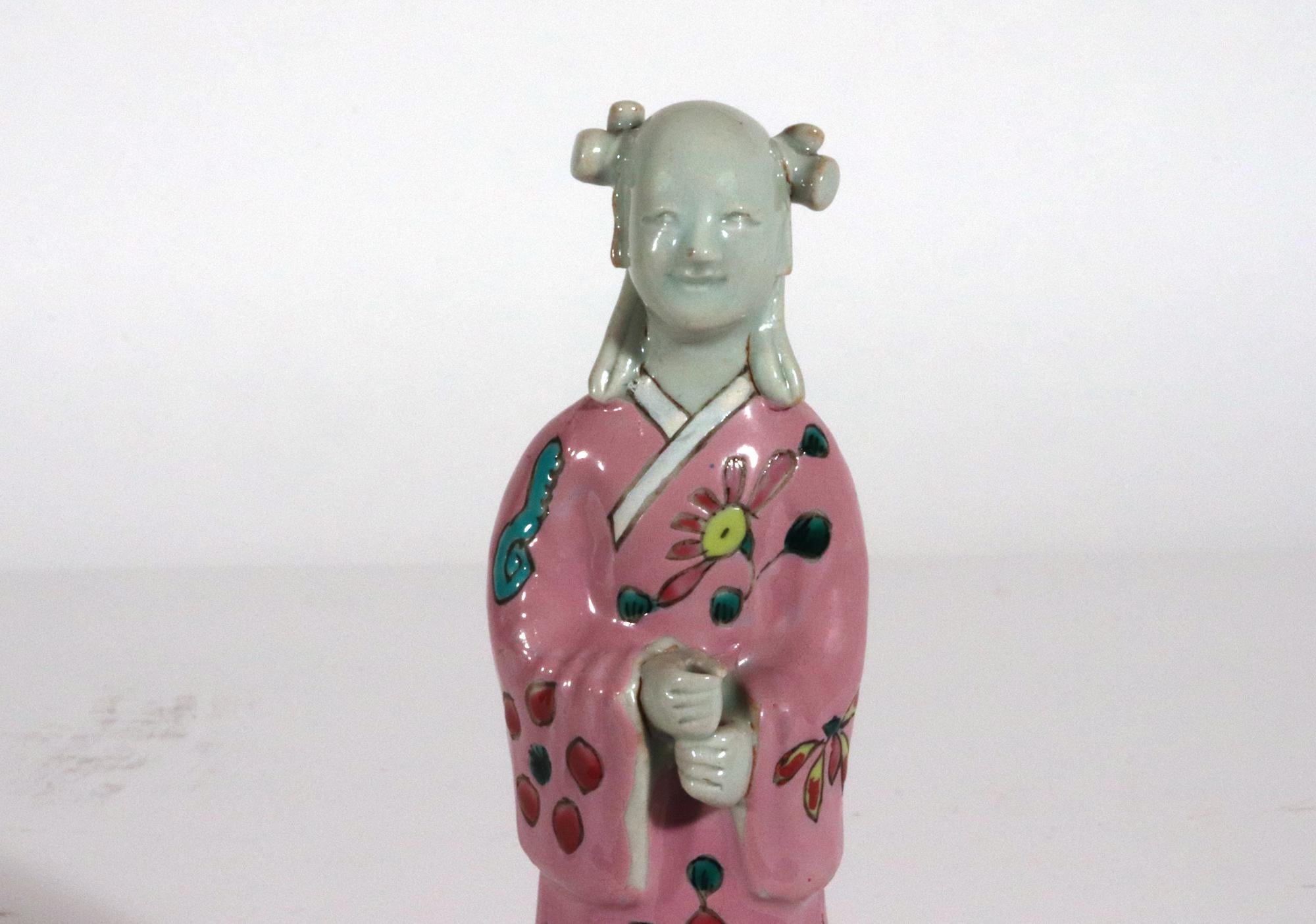 Chinese Export Porcelain Figures of Attendants, Set of Five For Sale 2