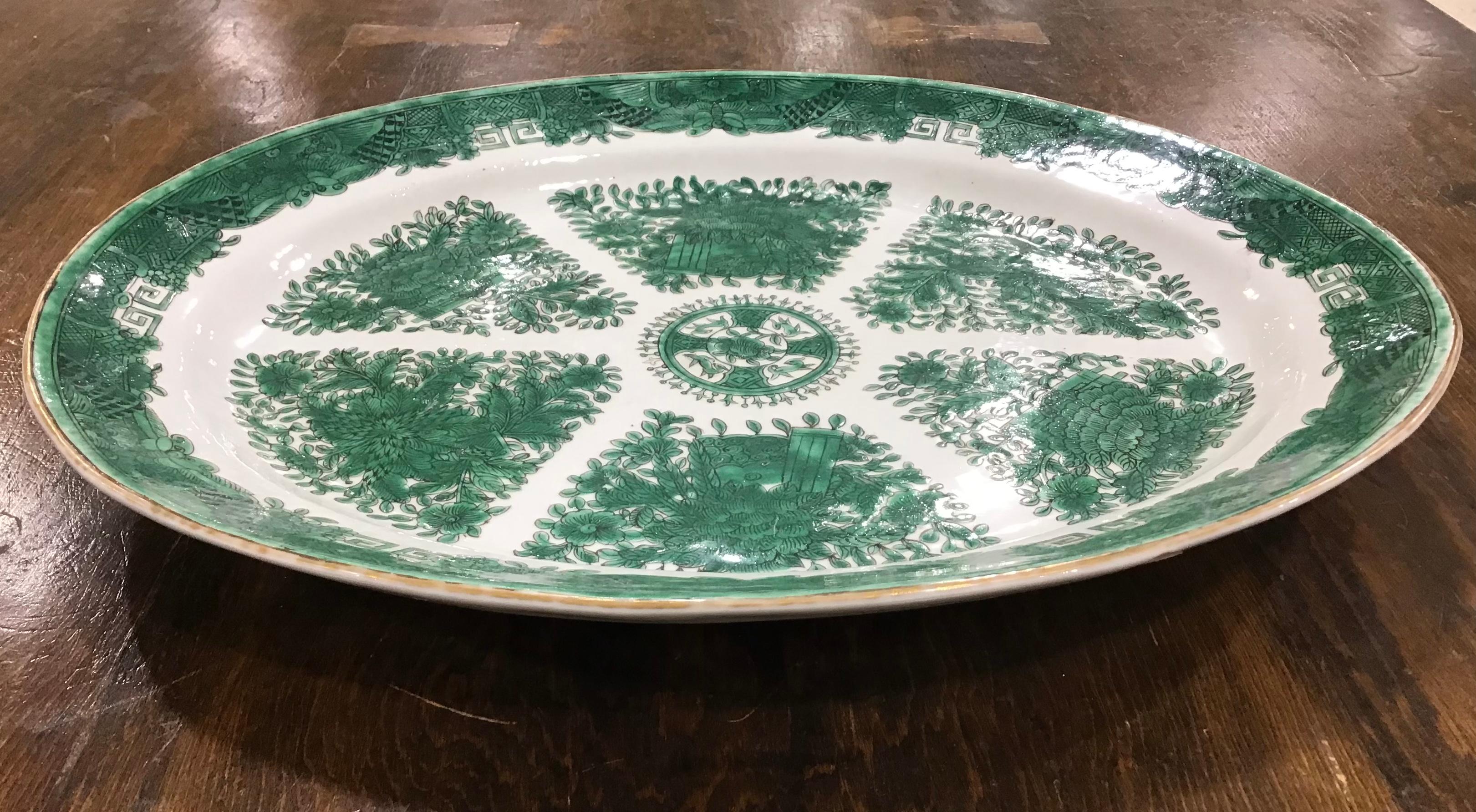 Chinese Export Porcelain Green Fitzhugh Platter 1