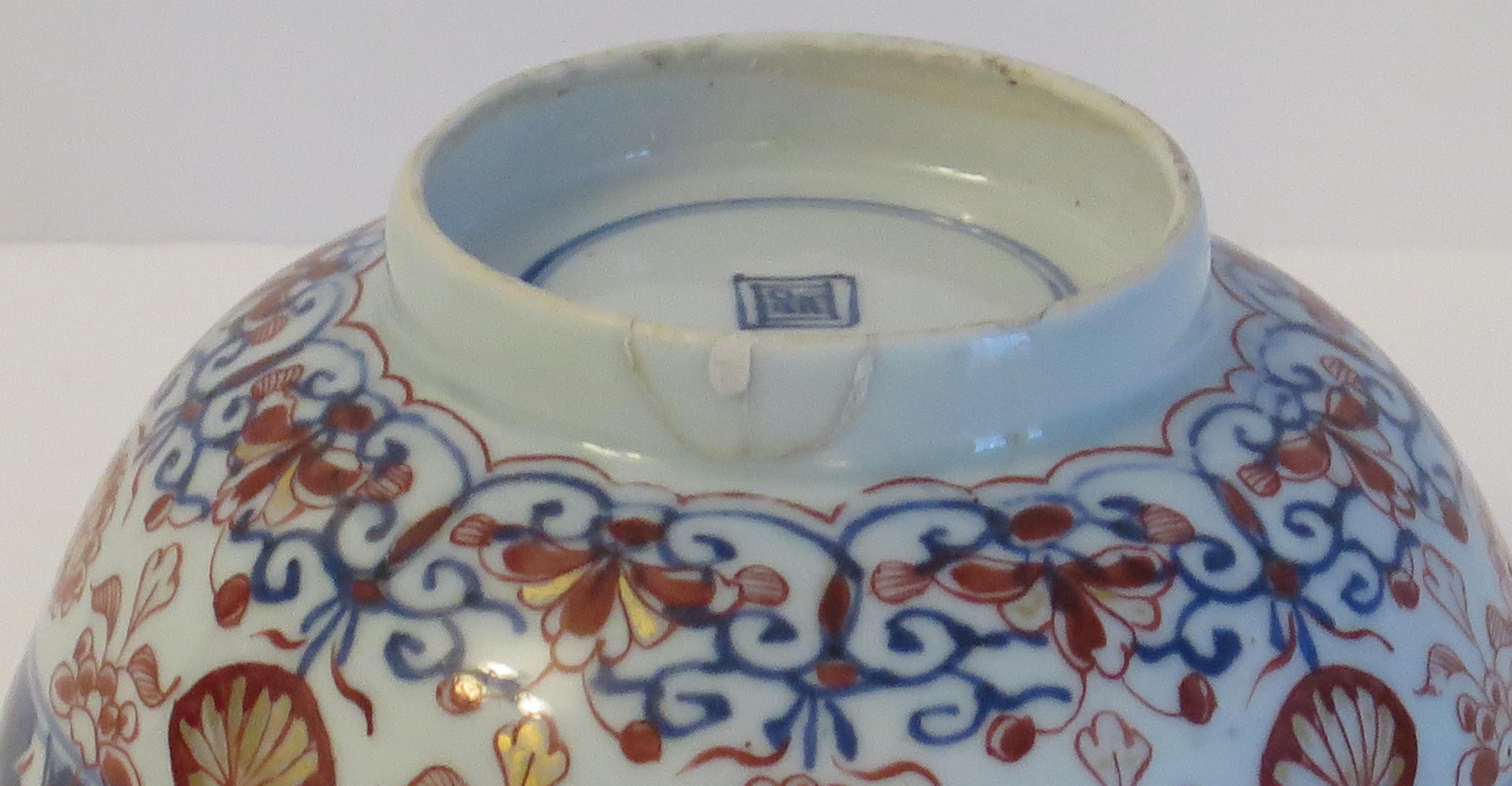 Chinese Export Porcelain Imari Bowl, Qing Circa 1730 6