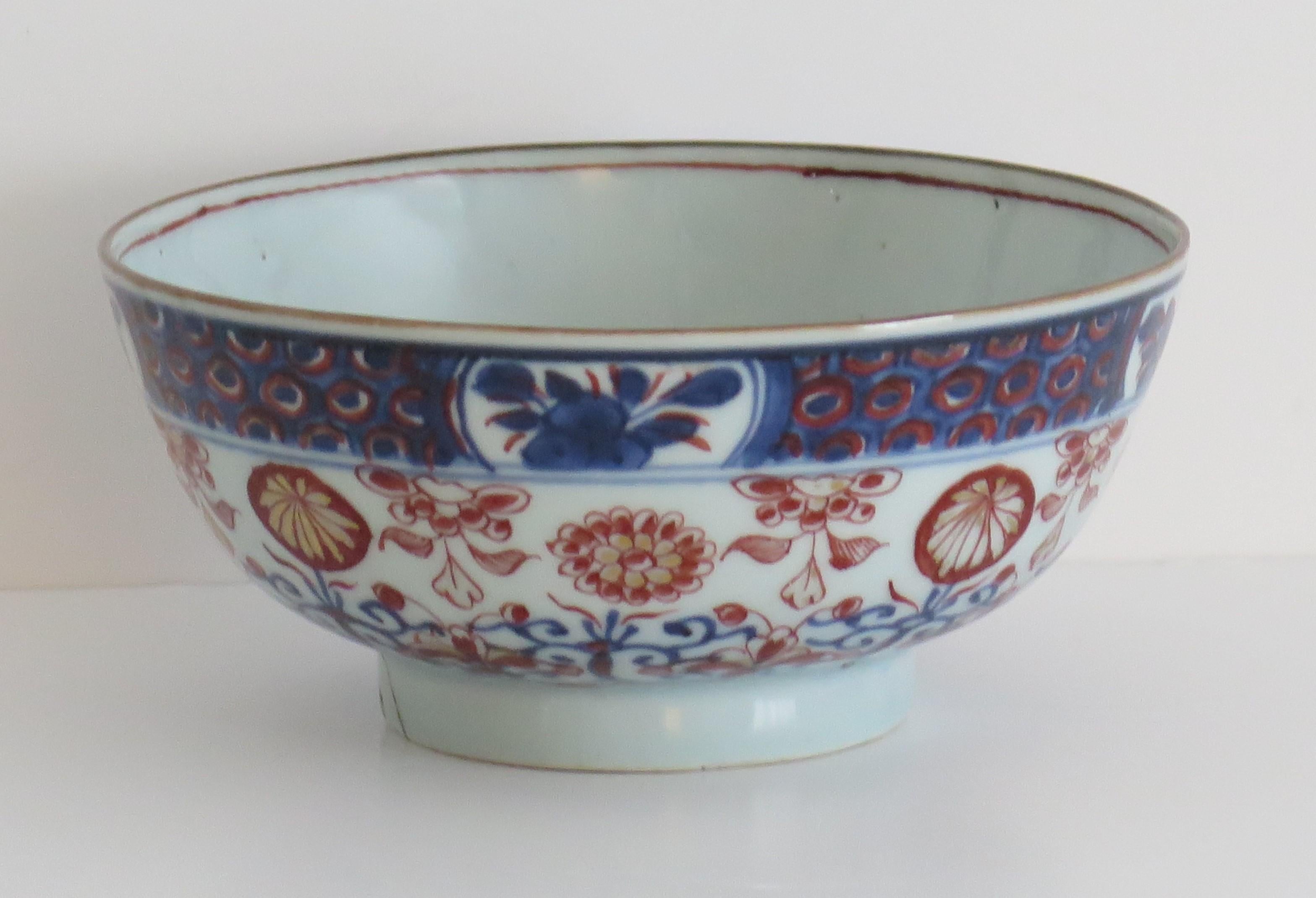 Hand-Painted Chinese Export Porcelain Imari Bowl, Qing Circa 1730