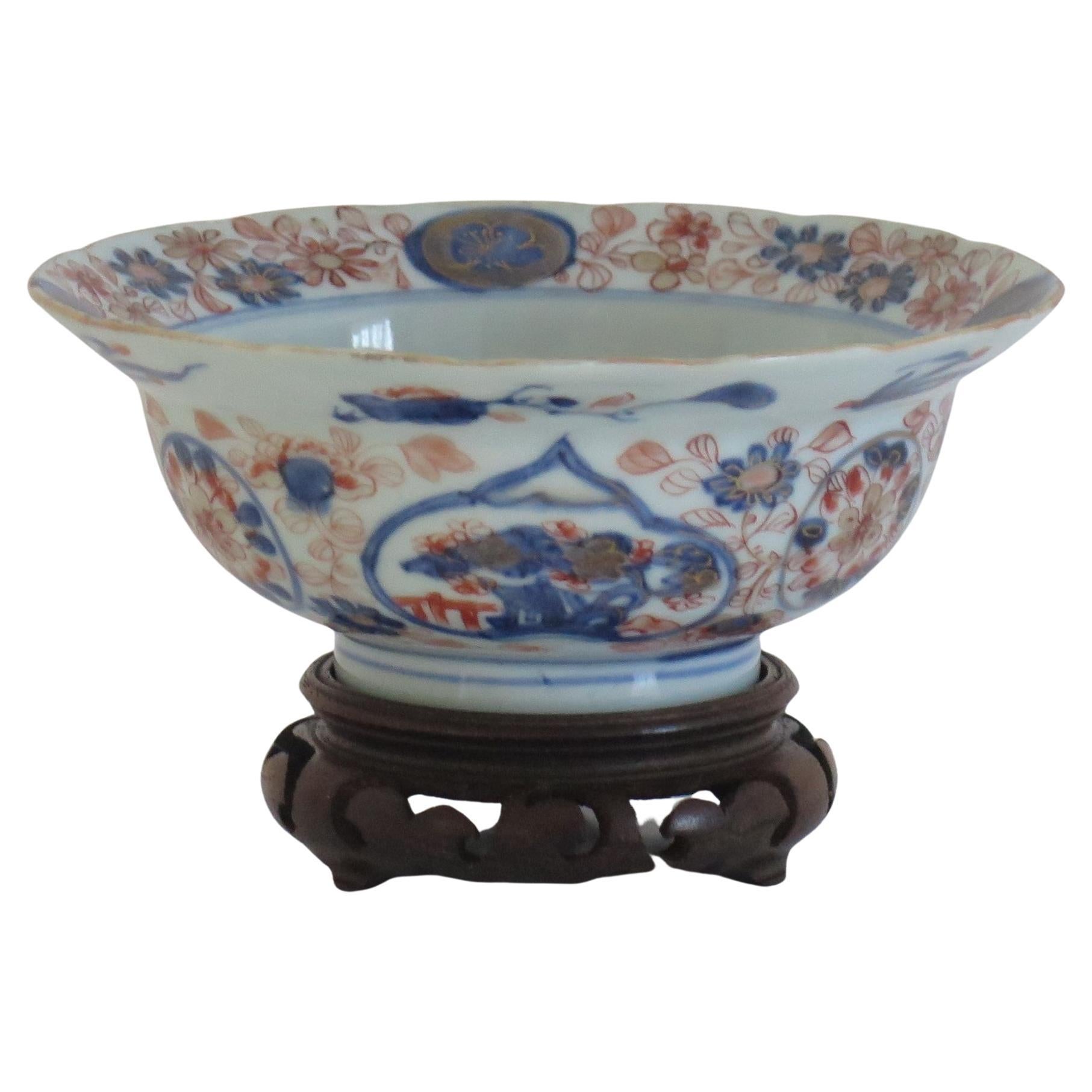 Chinese Export Porcelain Imari Bowl with Wood Stand, Qing Kangxi, Circa 1700