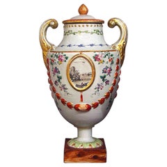 Chinese Export Porcelain Istol-Handled Vase and Cover, circa 1770