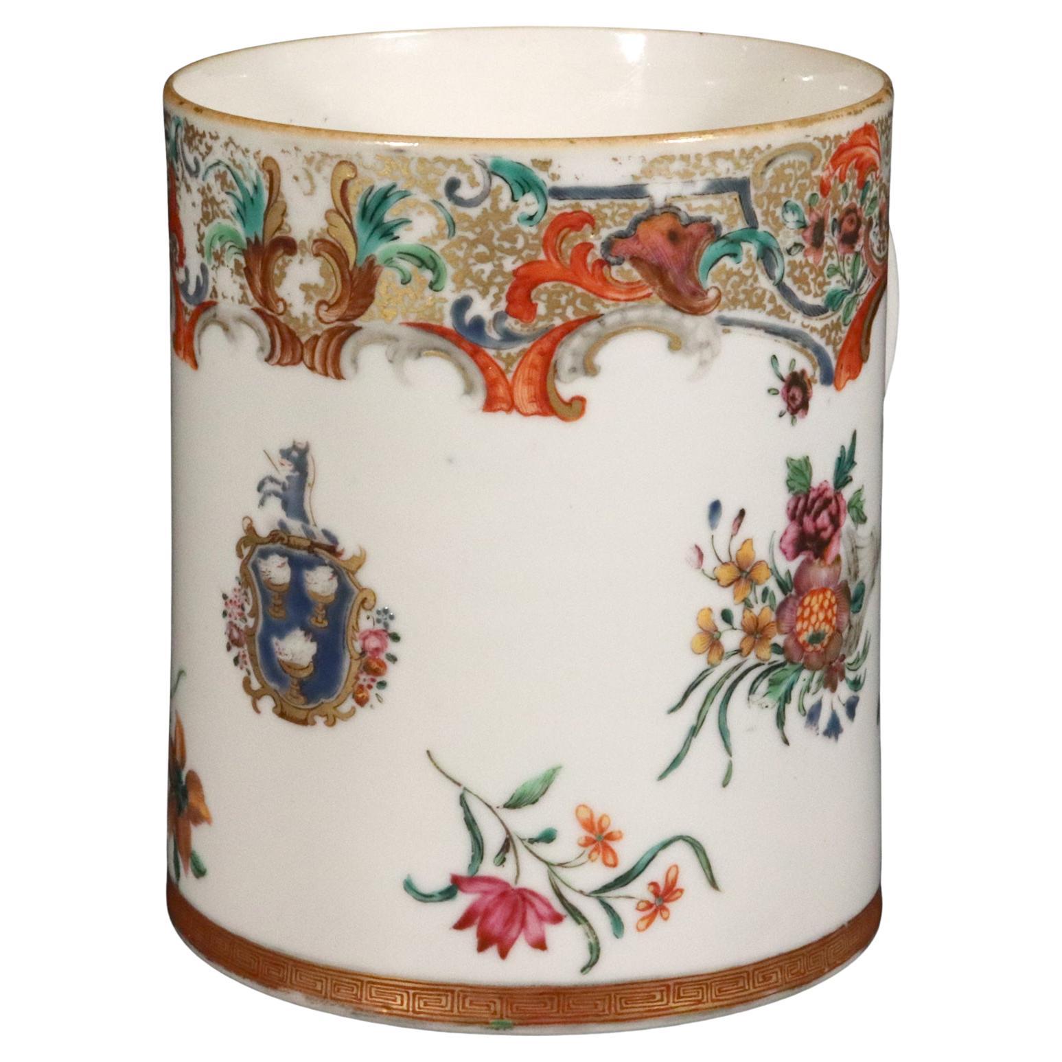 Grande chope armoriée en porcelaine d'exportation chinoise