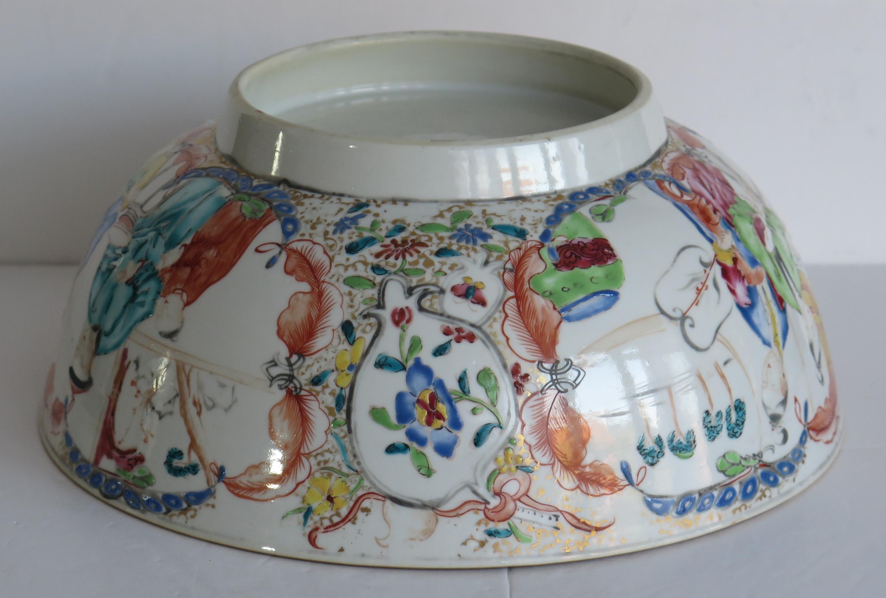 Large Chinese Export Porcelain Bowl Finely Hand Painted, Qing Qianlong Ca 1770 5