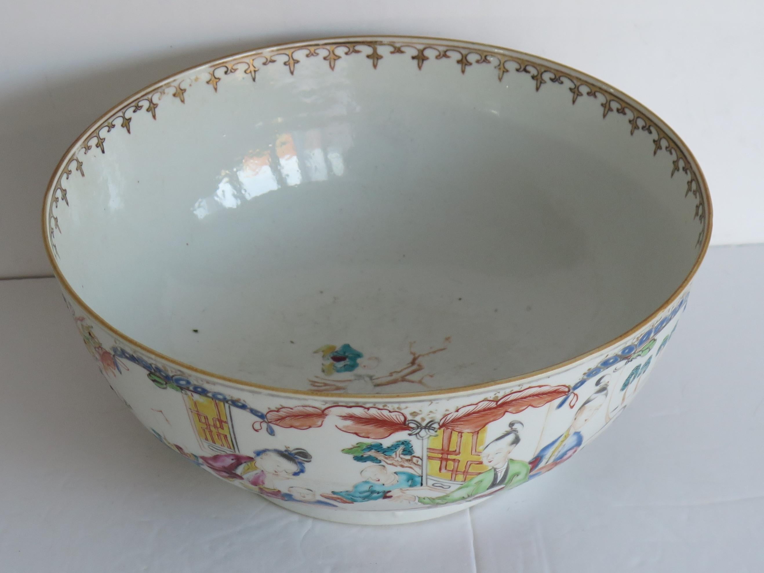18th Century and Earlier Large Chinese Export Porcelain Bowl Finely Hand Painted, Qing Qianlong Ca 1770