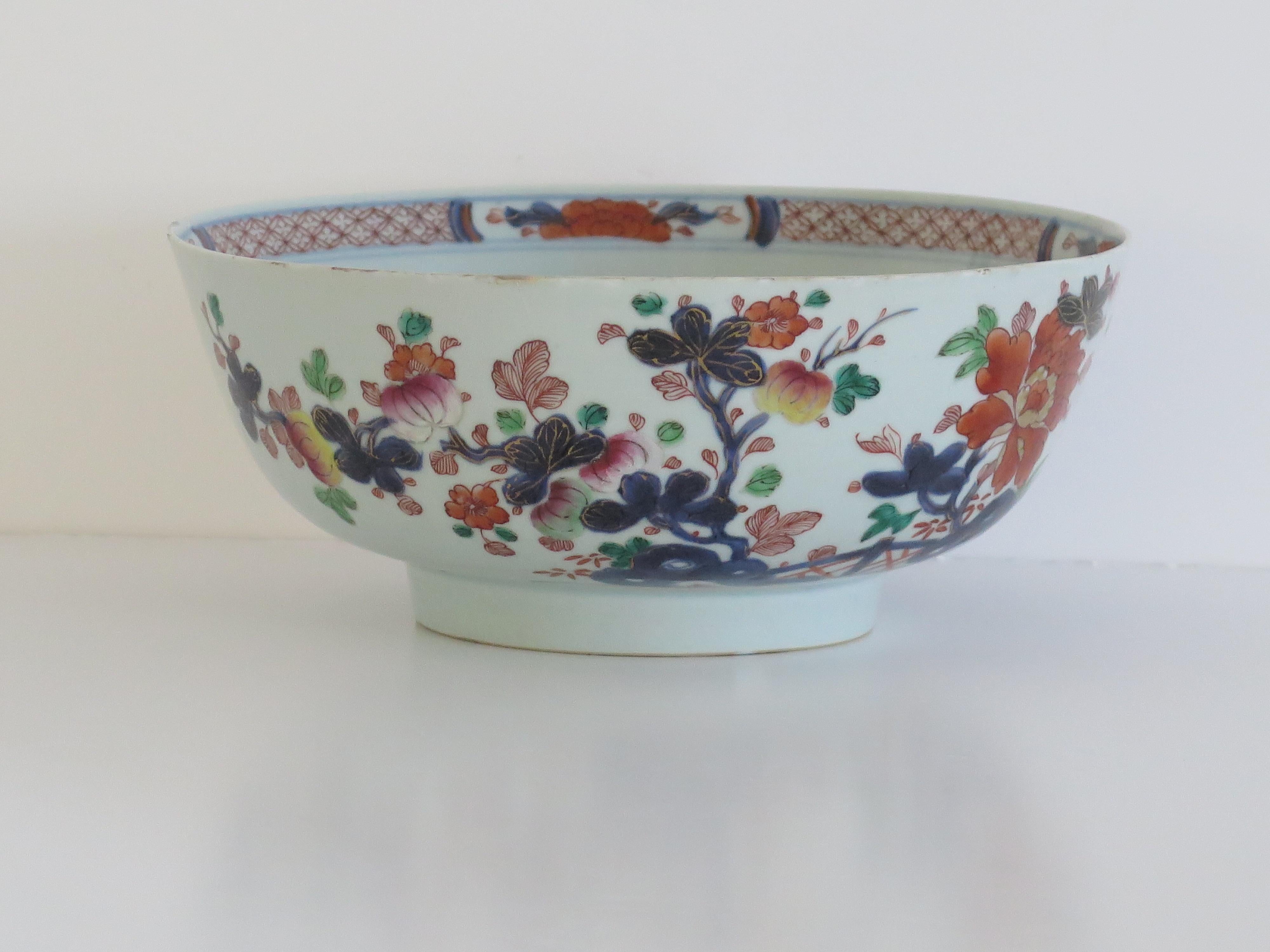 Chinese Export Porcelain Large Bowl Hand Painted Famille Rose, Qing Ca 1750 For Sale 2