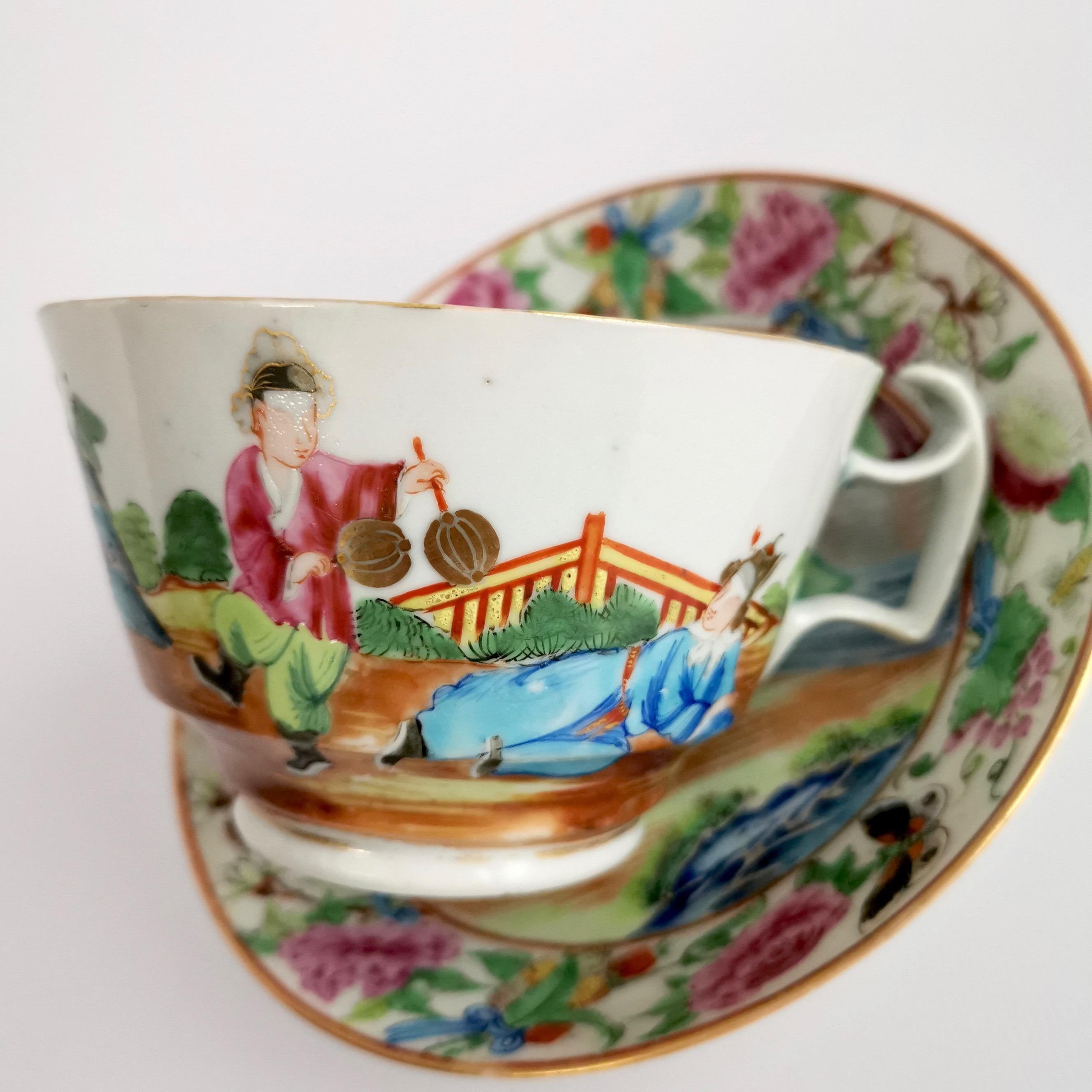 Porcelain Breakfast Teacup, Chinese Export, Canton Famille Verte Figures, '2' In Good Condition In London, GB