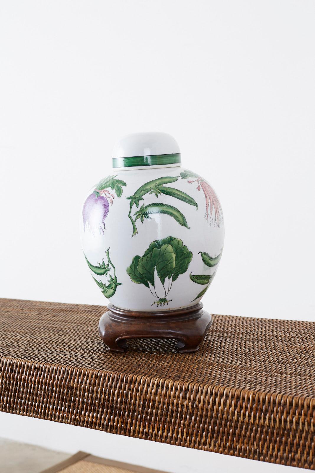 Chinese Export Porcelain Lidded Ginger Jar on Stand 7