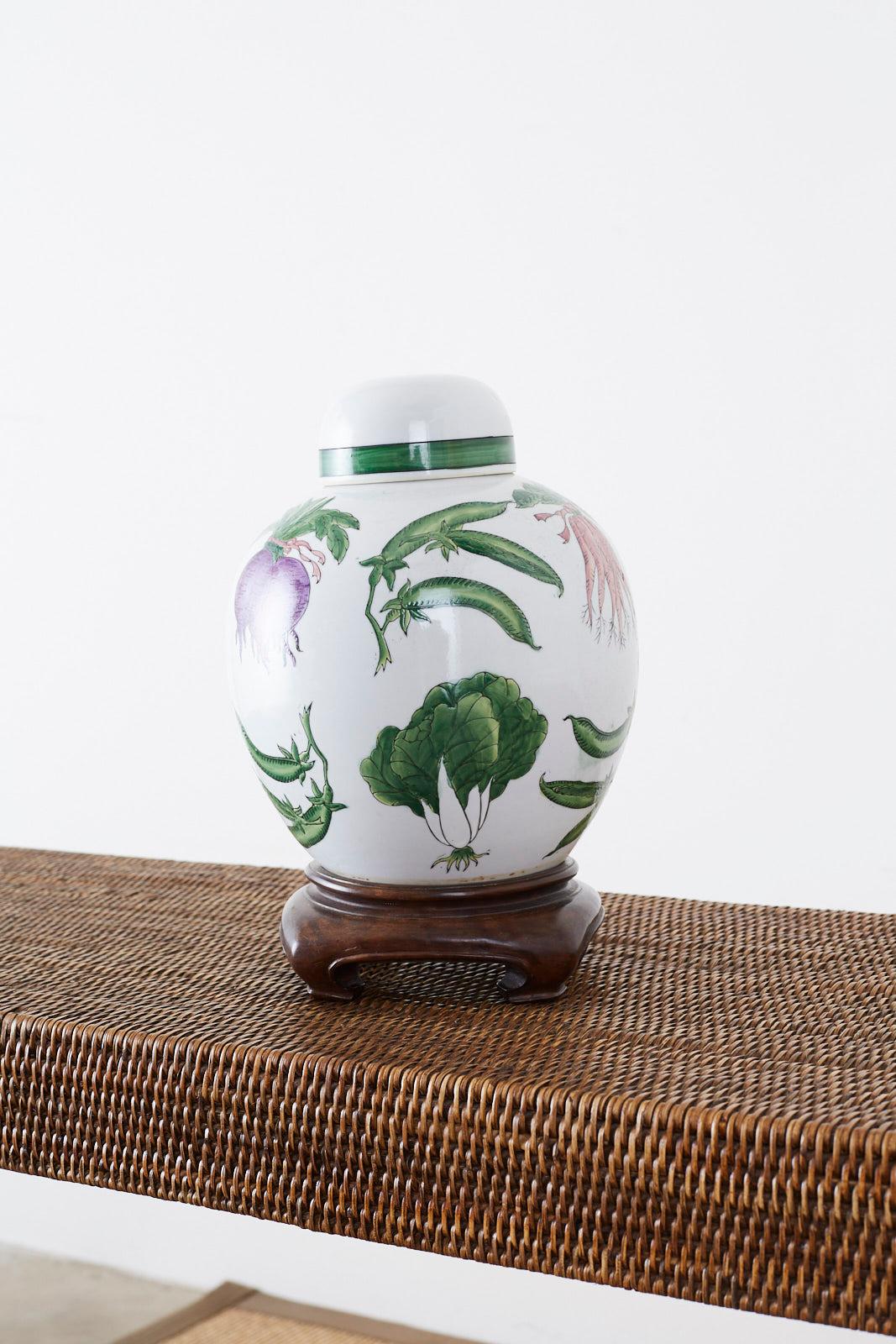 Chinese Export Porcelain Lidded Ginger Jar on Stand 8