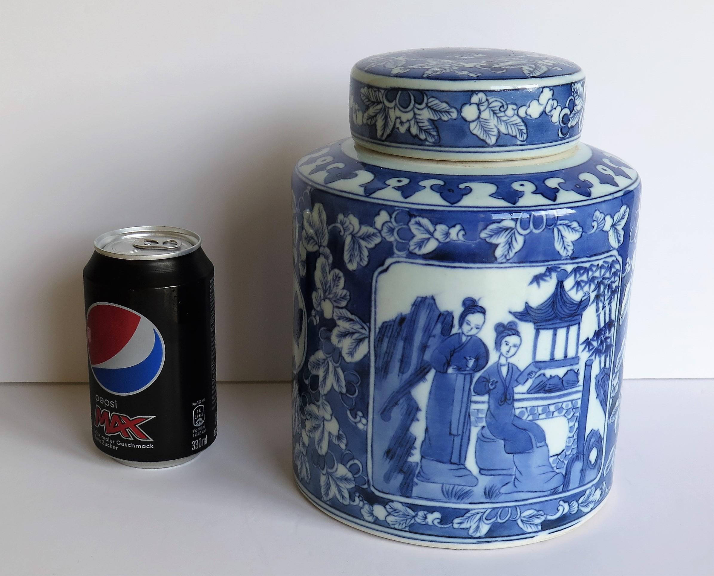 Chinese Export Porcelain Lidded Jar or Pot Blue and White, Hand Painted 11