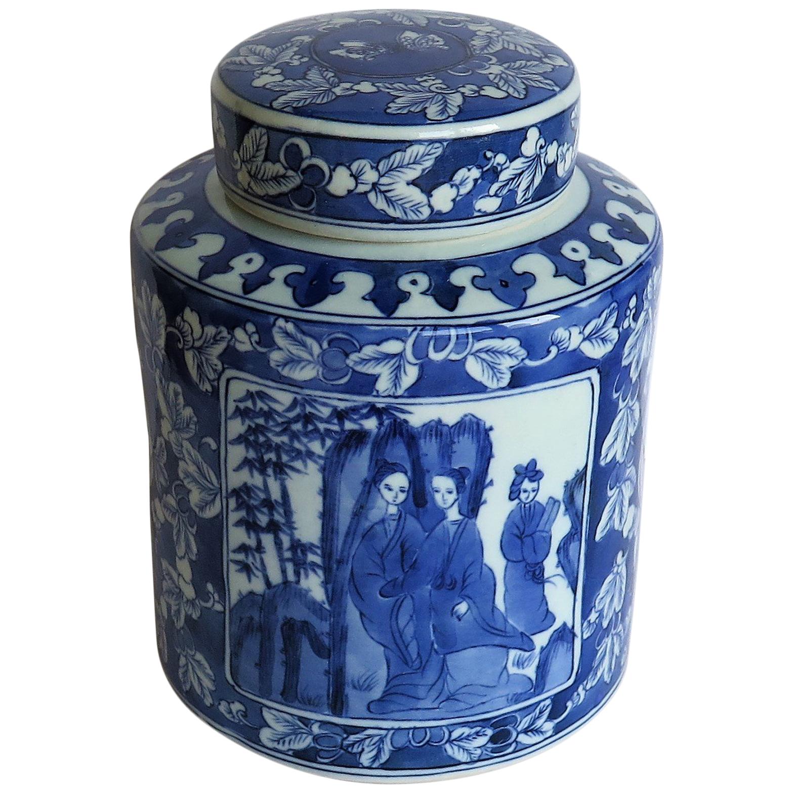 Chinese Export Porcelain Lidded Jar or Pot Blue and White, Hand Painted