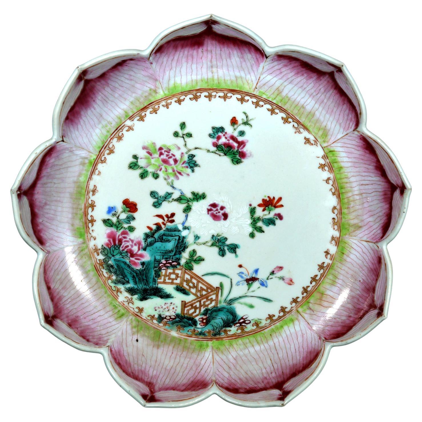 Chinese Export Porcelain Lotus Leaf-Shaped Dish For Sale