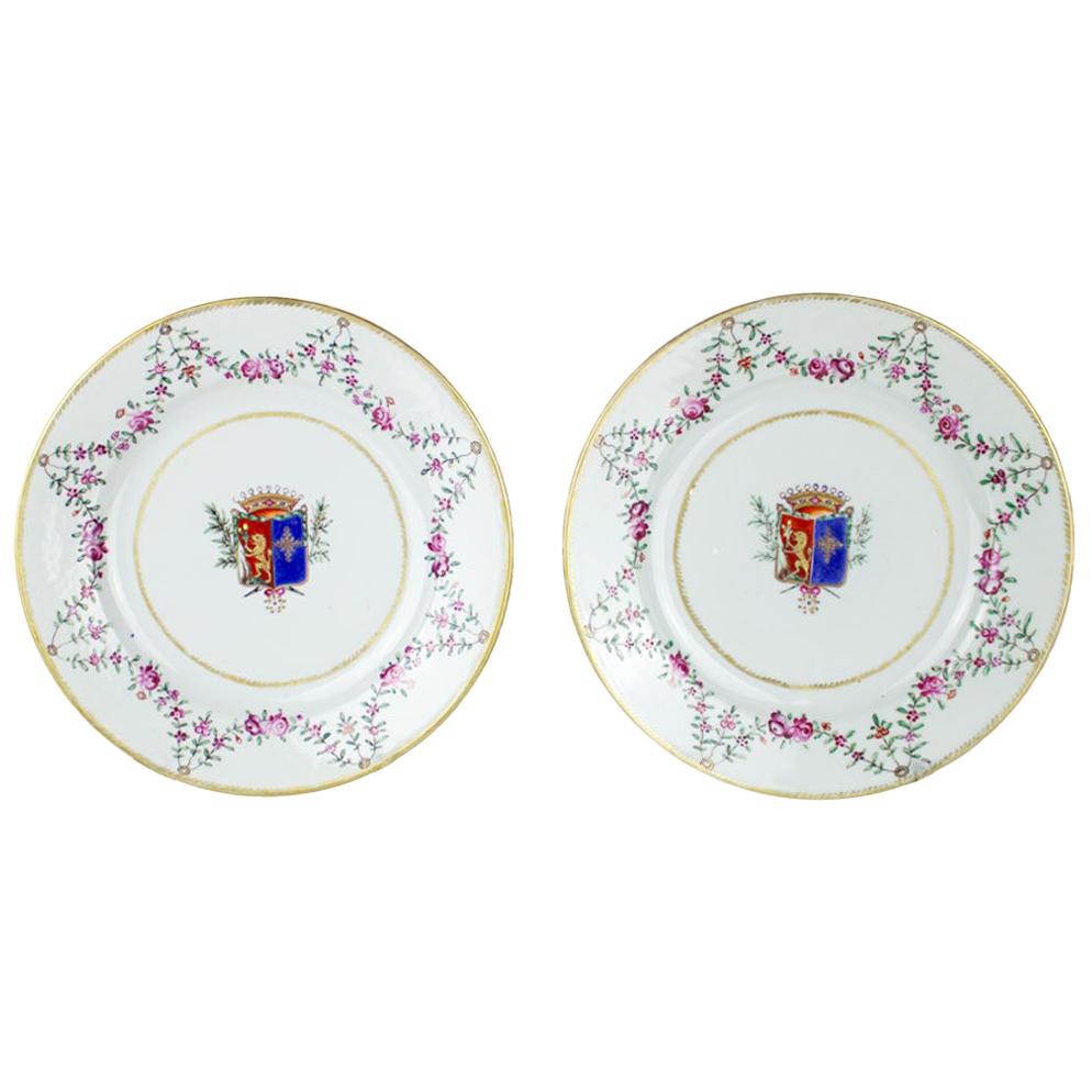 Chinese Export Porcelain Pair of Emblazoned Dishes, Qianlong, '1736-1795' For Sale