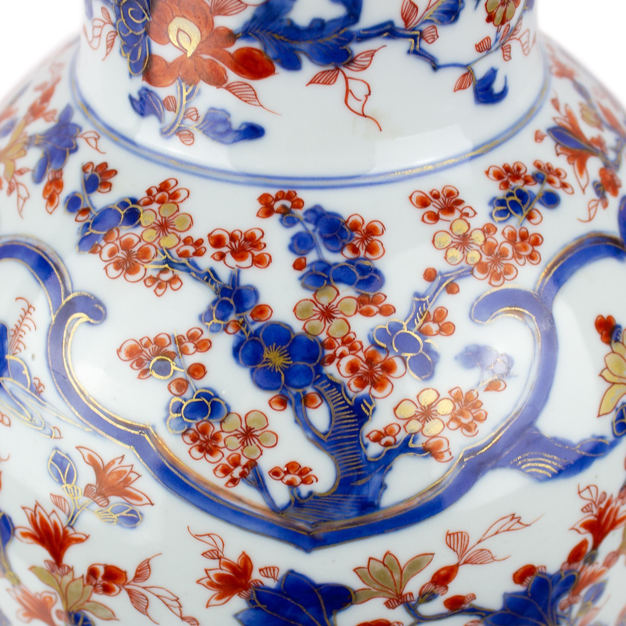 Chinese Export Porcelain Pair of Jars, Kangxi, '1662-1722' In Good Condition For Sale In Lisbon, PT