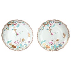 Antique Chinese Export Porcelain Pair of Saucers, Qianlong, 1736-1795