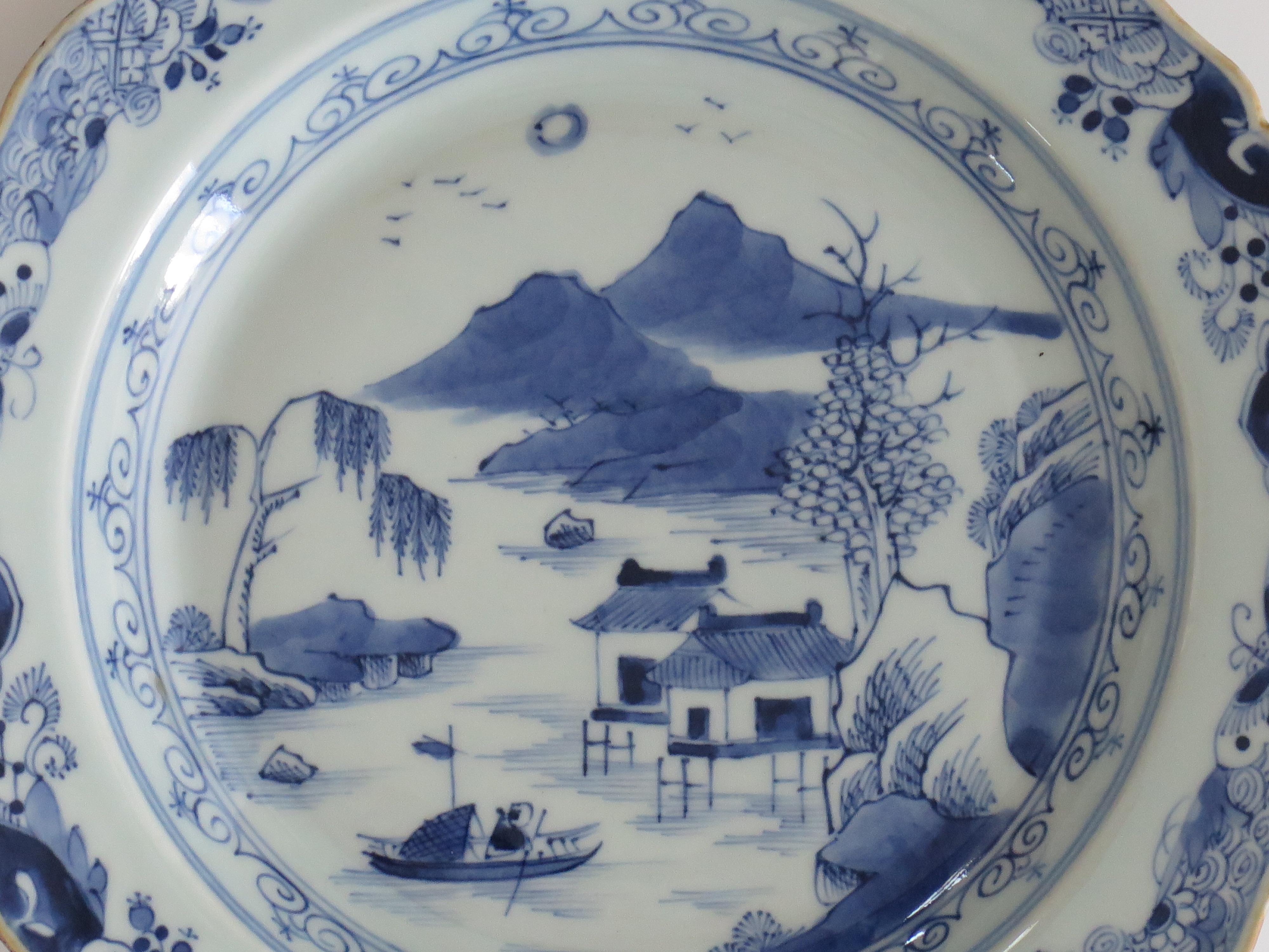 Chinese Export Porcelain Plate Blue and White Waterside Scene, Qing, circa 1770 5